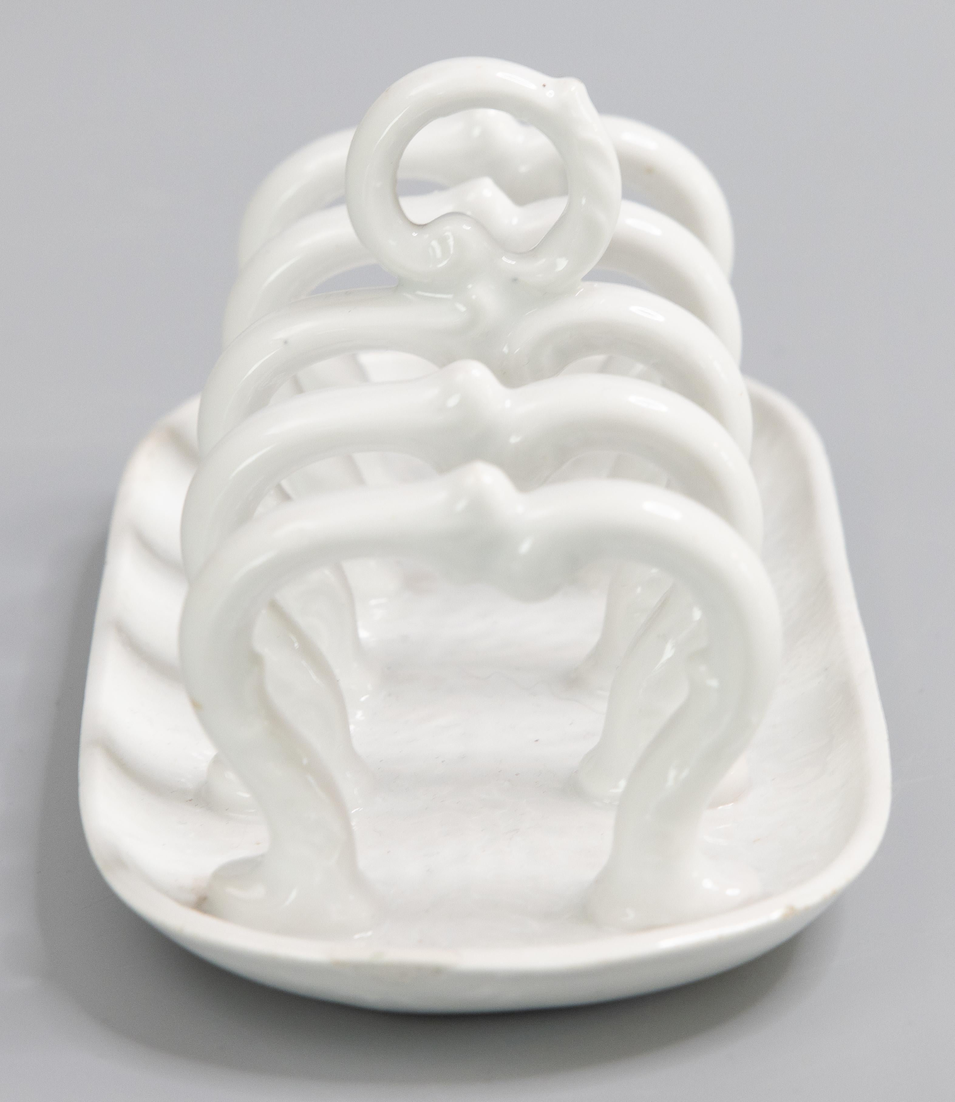 porcelain toast rack