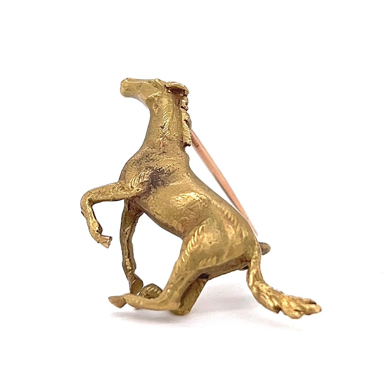 Vintage English Yellow Gold Horse Brooch In Excellent Condition In Beverly Hills, CA