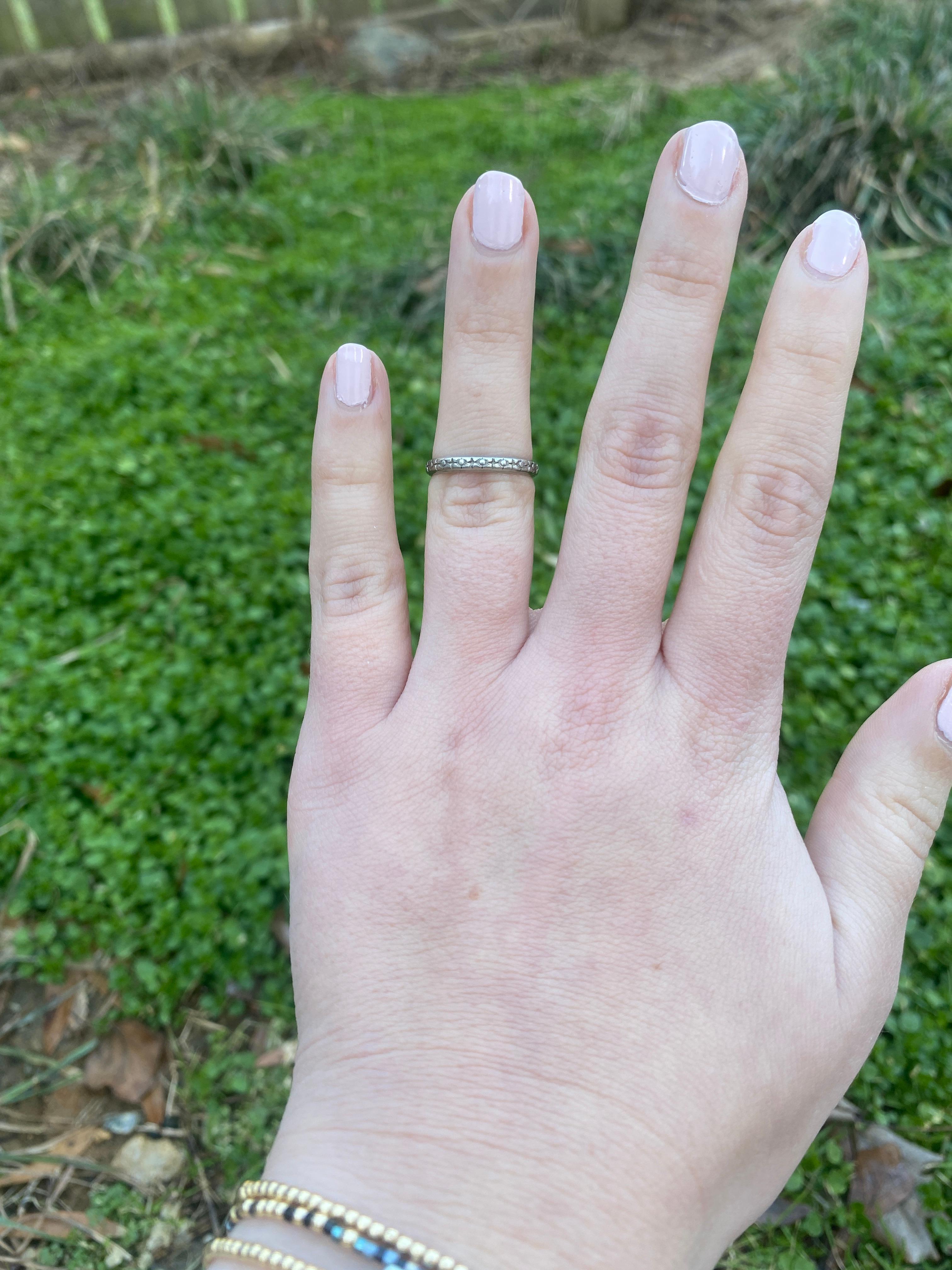 Vintage Engraved Band Ring, 18k White Gold, Ring Size 5.5 1