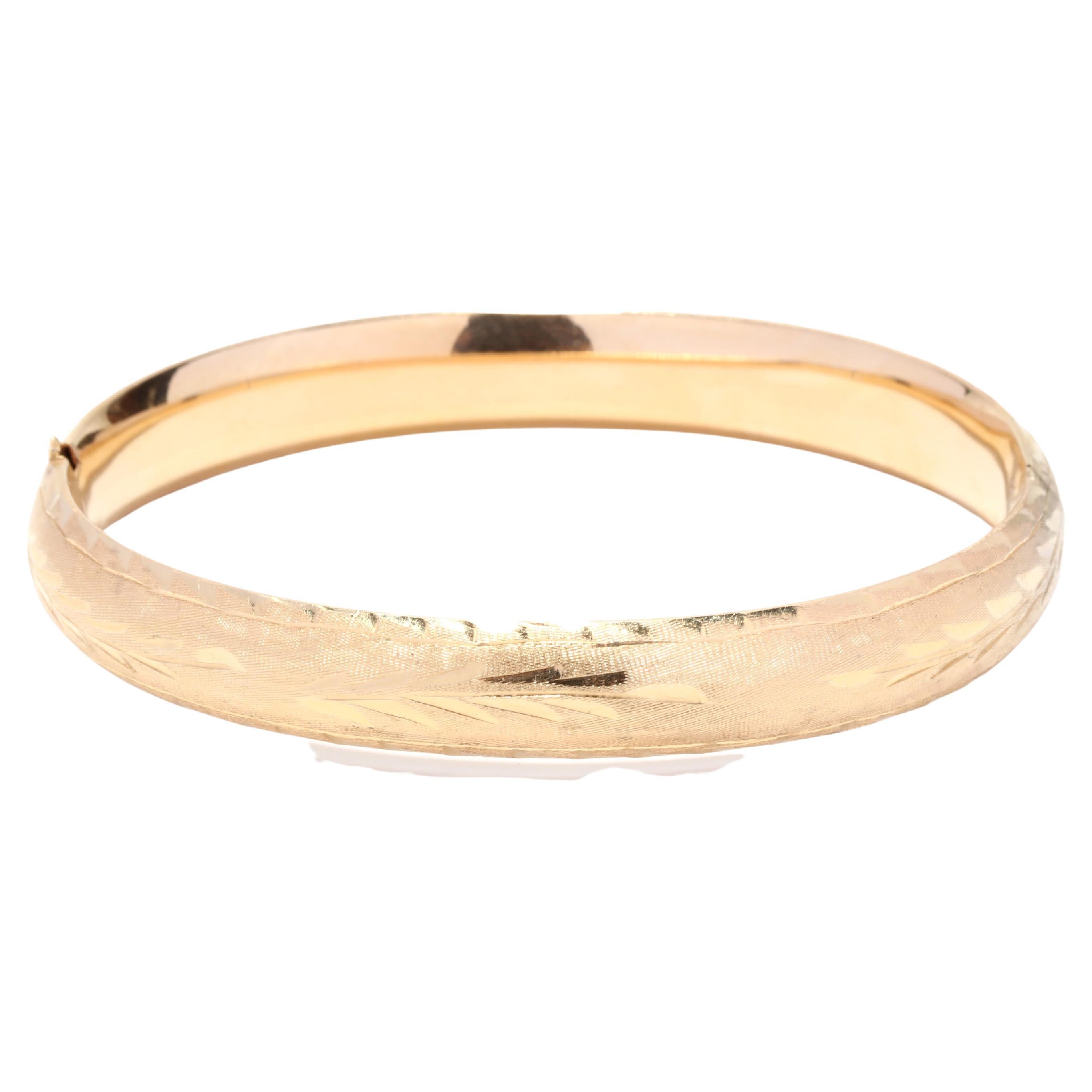 Vintage 9ct Gold ''Rolled'' Floral Engraved Cuff Hinged Bracelet Bangle