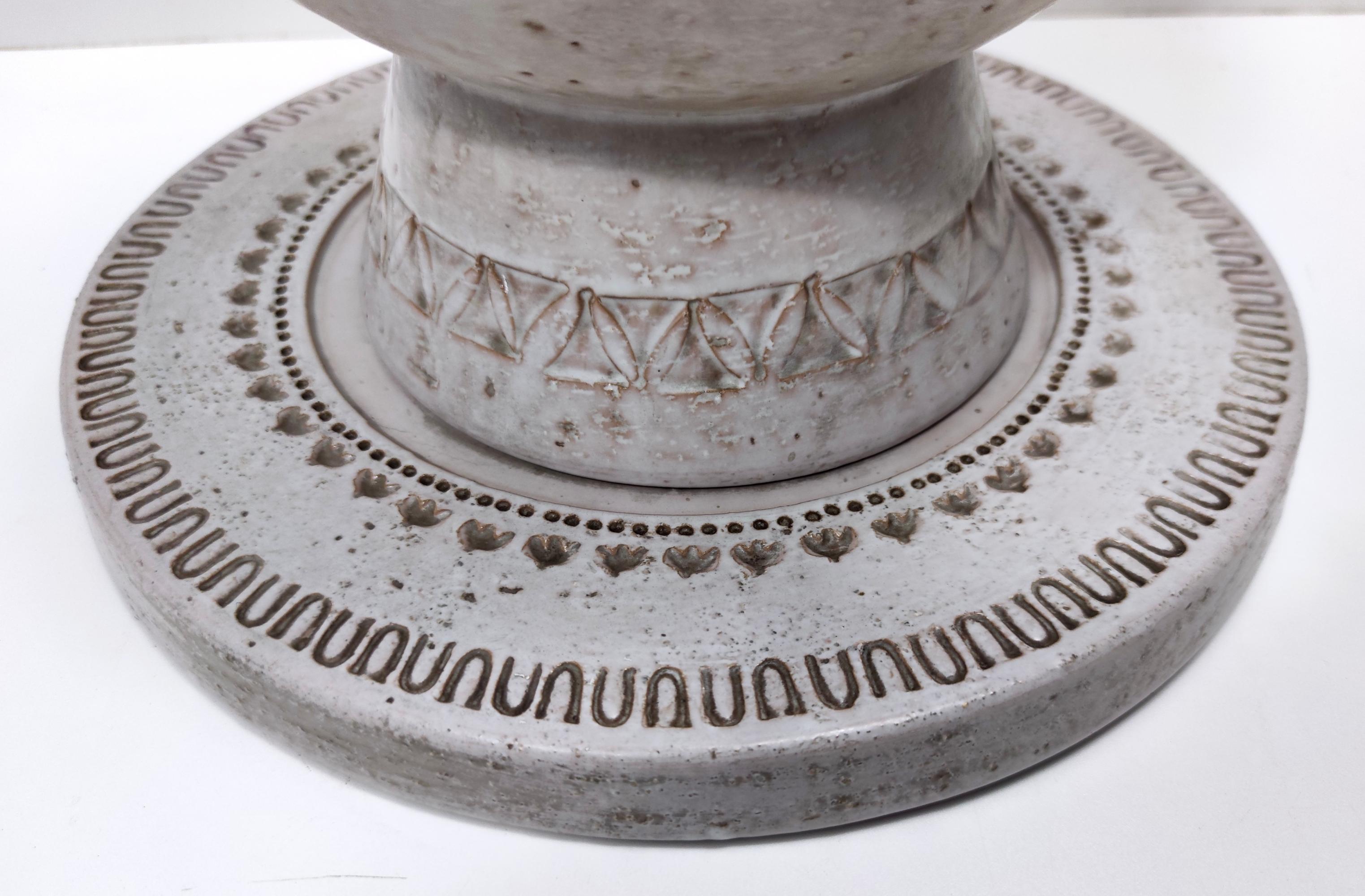 Vintage Engraved Ceramic Table Lamp 