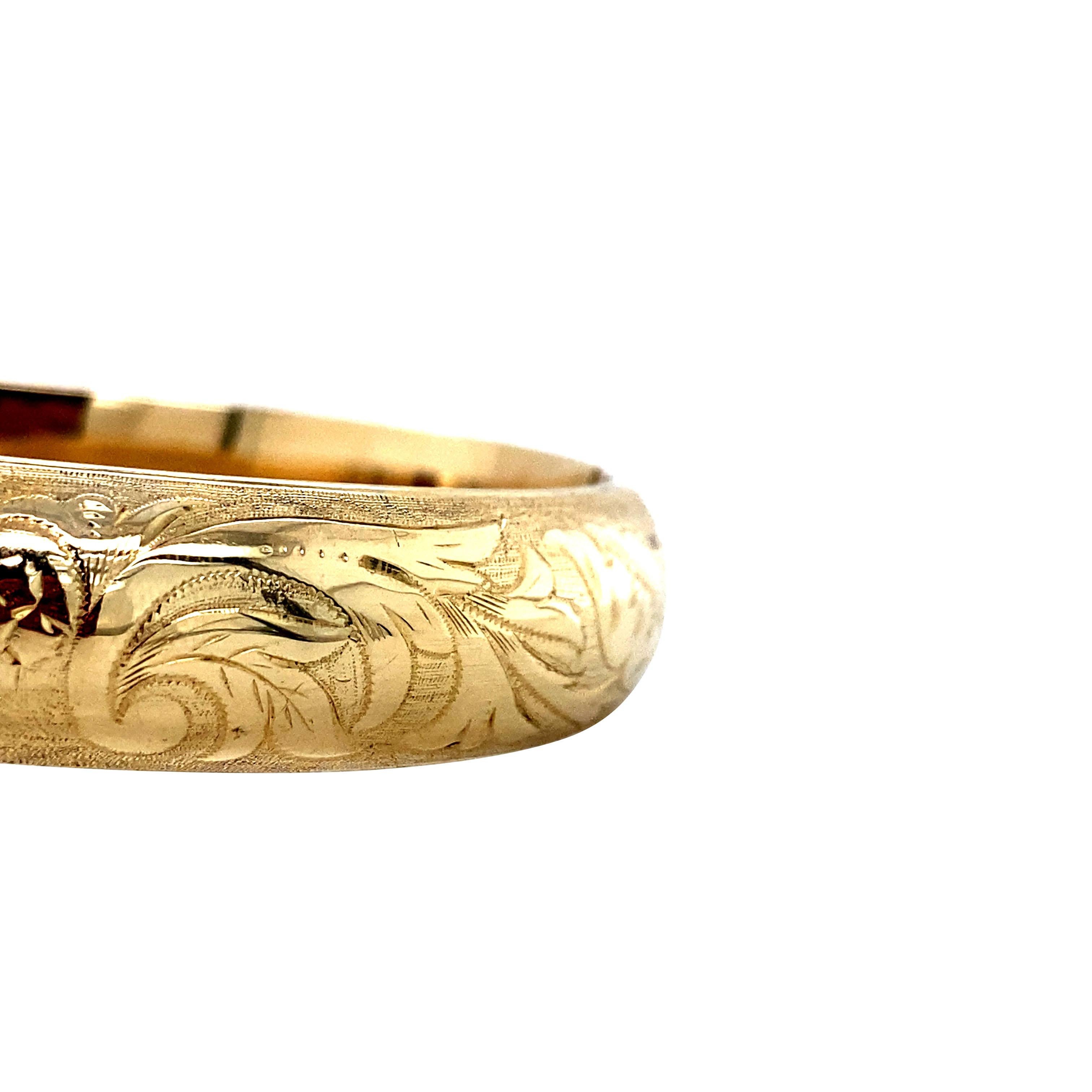 Vintage Armreif mit Blumengravur, 14K Gelbgold im Zustand „Gut“ im Angebot in AMSTERDAM, NL