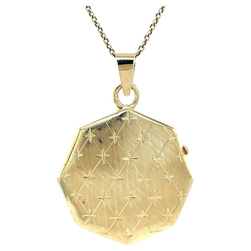 Vintage Engraved Octagonal 14 Karat Yellow Gold Locket, Star Jewelry