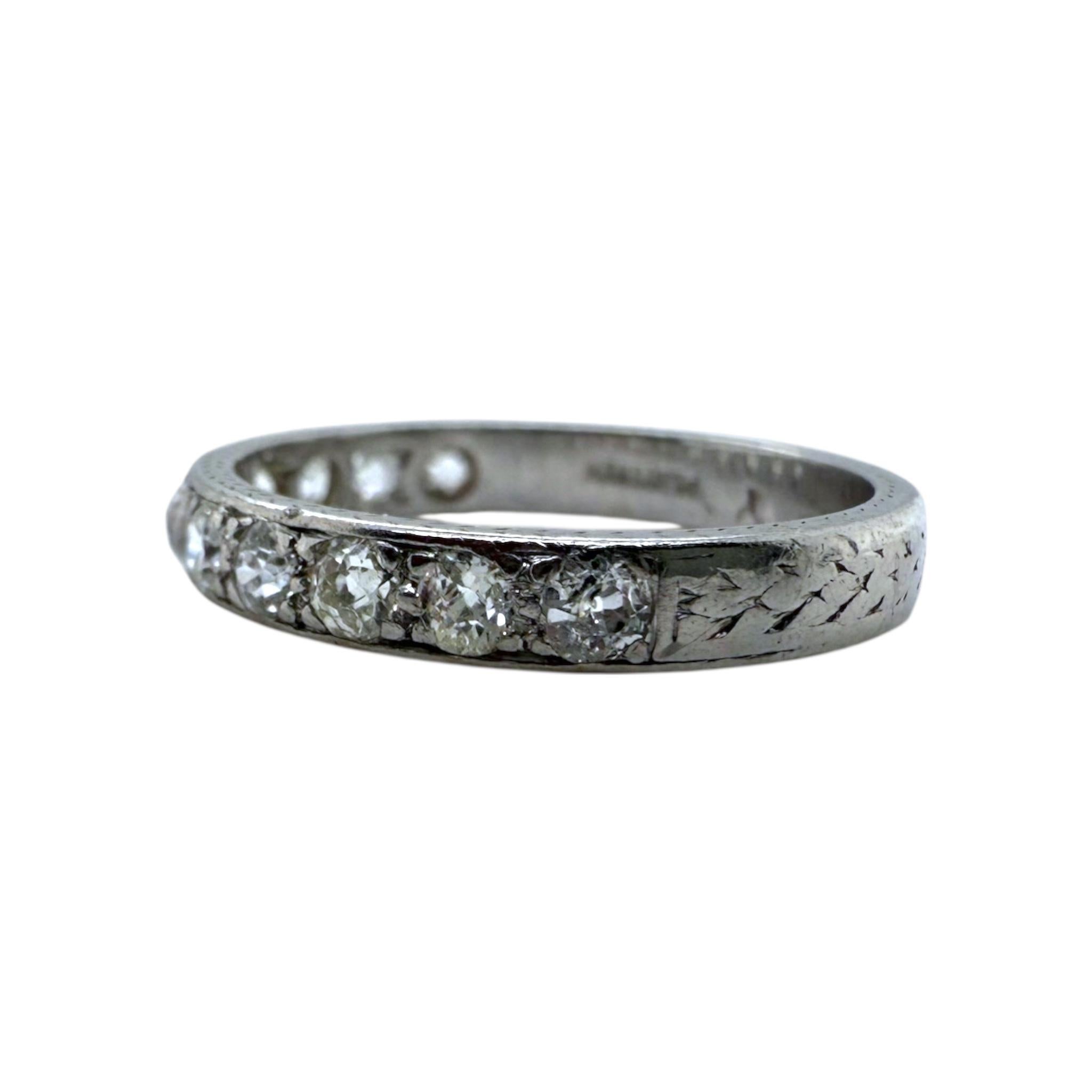 Women's Vintage Engraved Platinum Diamond Wedding Band Size 6 For Sale