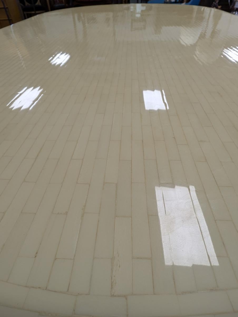 Table de salle à manger ovale en os tessellé, Vintage Enrique Garcel, 6FT en vente 4