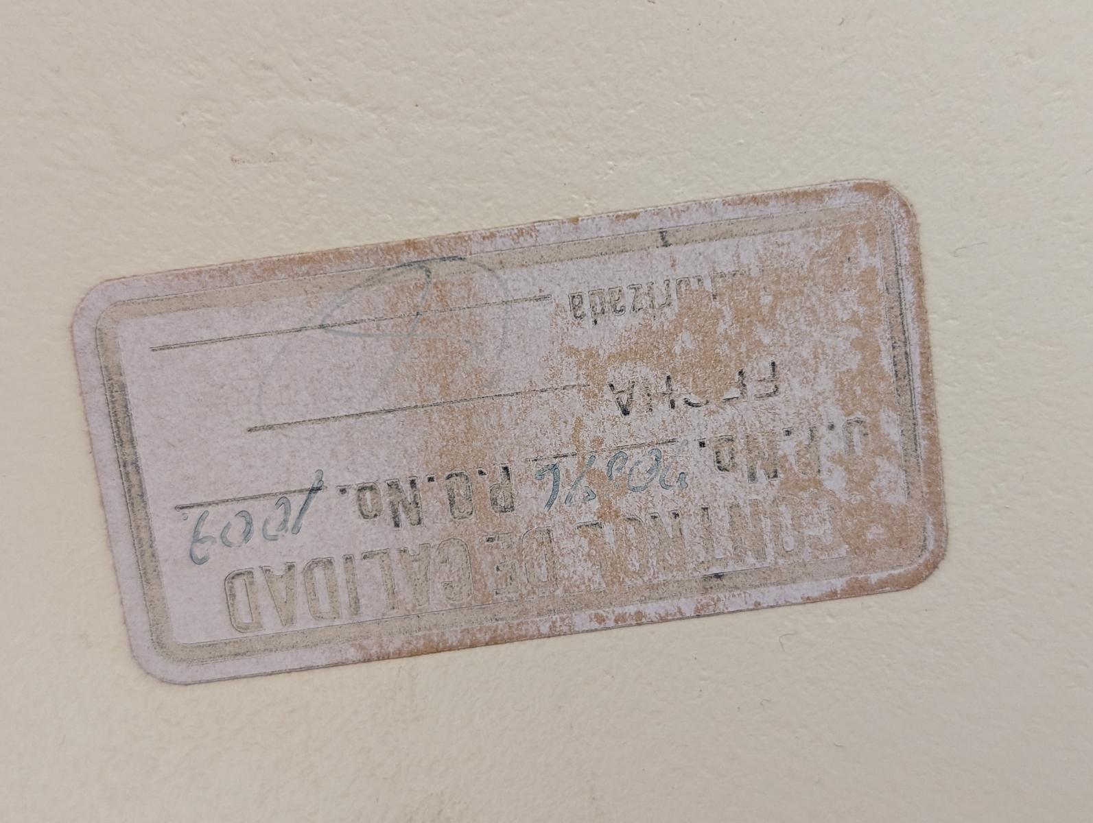 Os Table de salle à manger ovale en os tessellé, Vintage Enrique Garcel, 6FT en vente