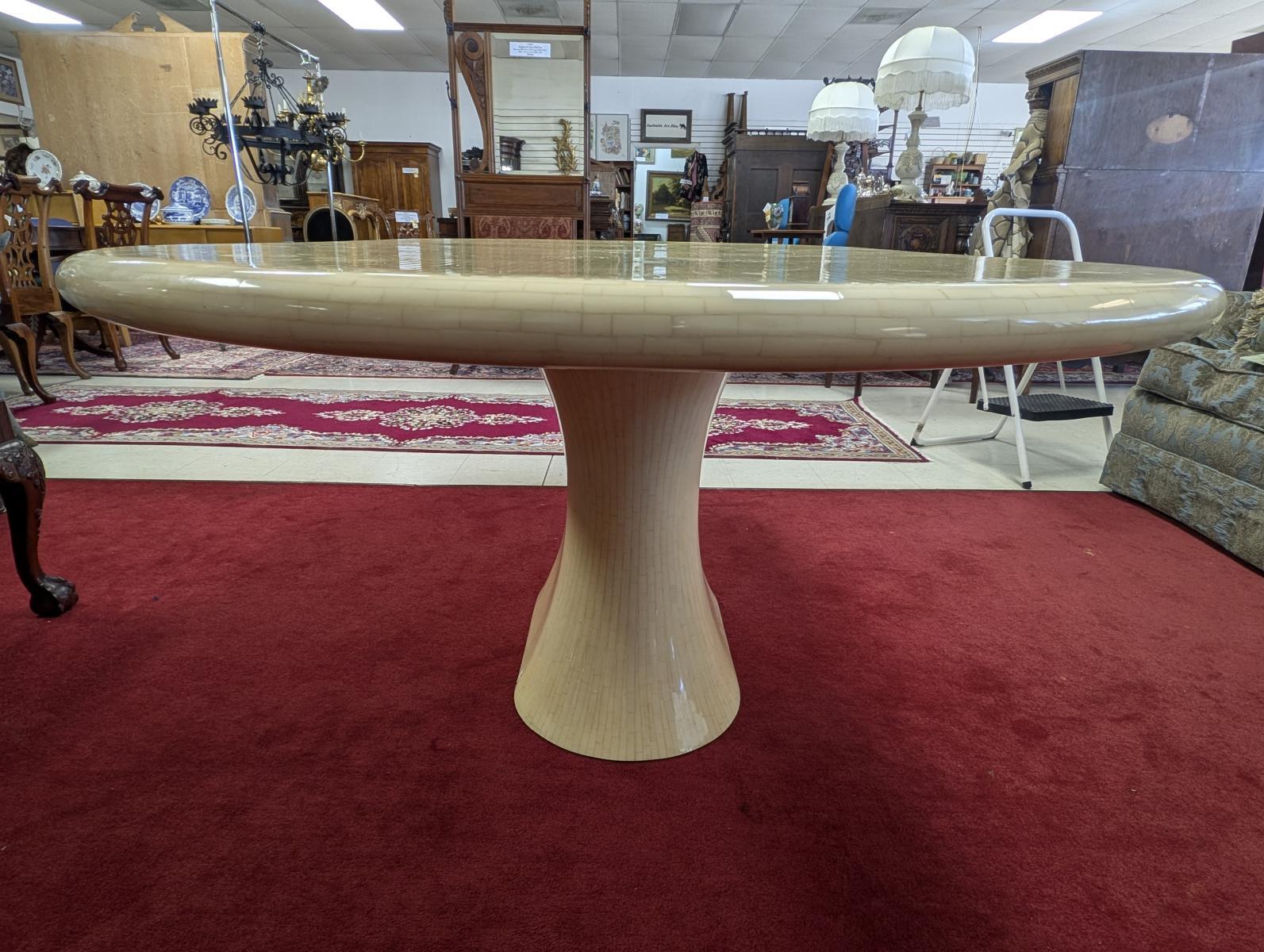 Table de salle à manger ovale en os tessellé, Vintage Enrique Garcel, 6FT en vente 3