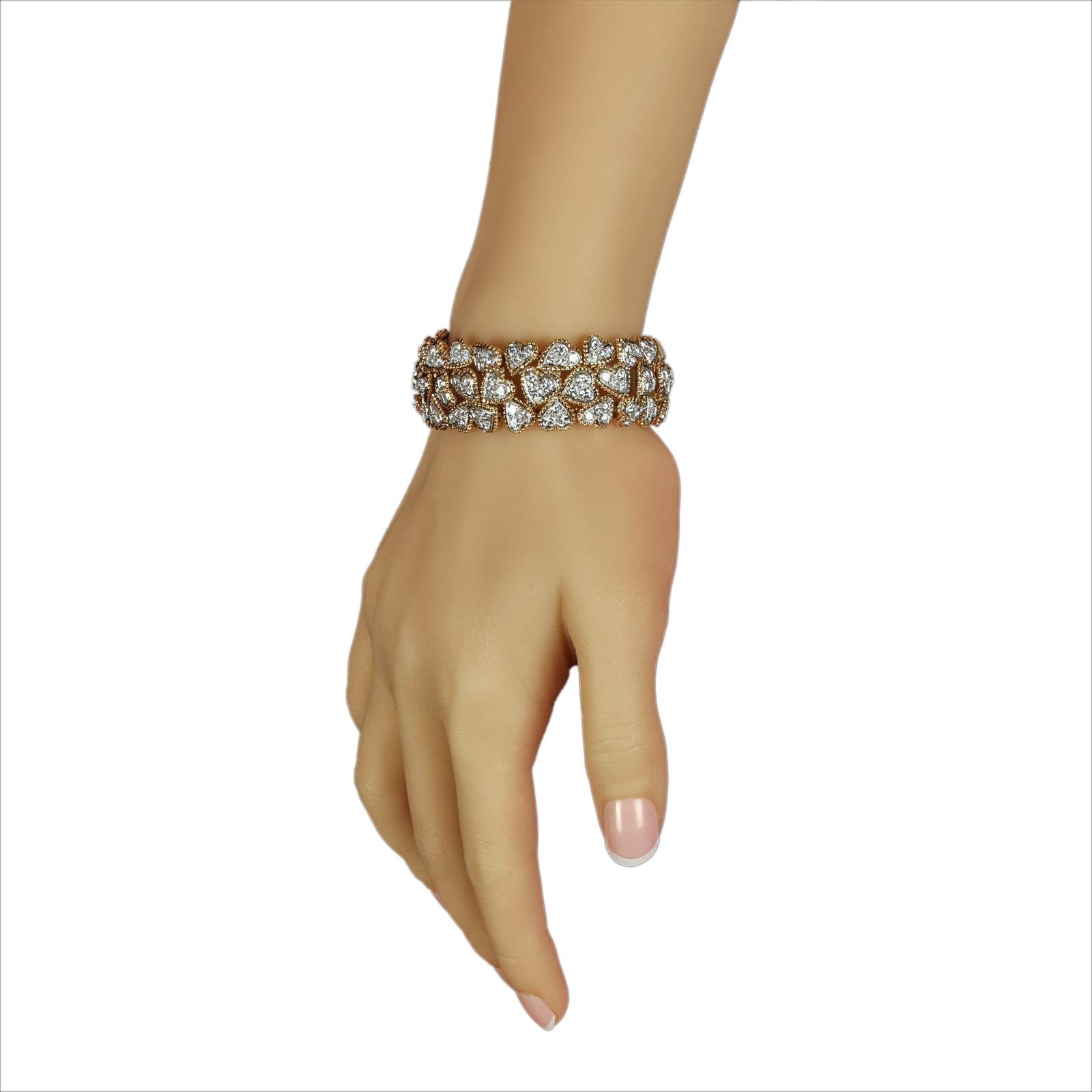 Vintage Van Cleef & Arpels 'Entwined Diamond Hearts' Bracelet In Good Condition In London, GB