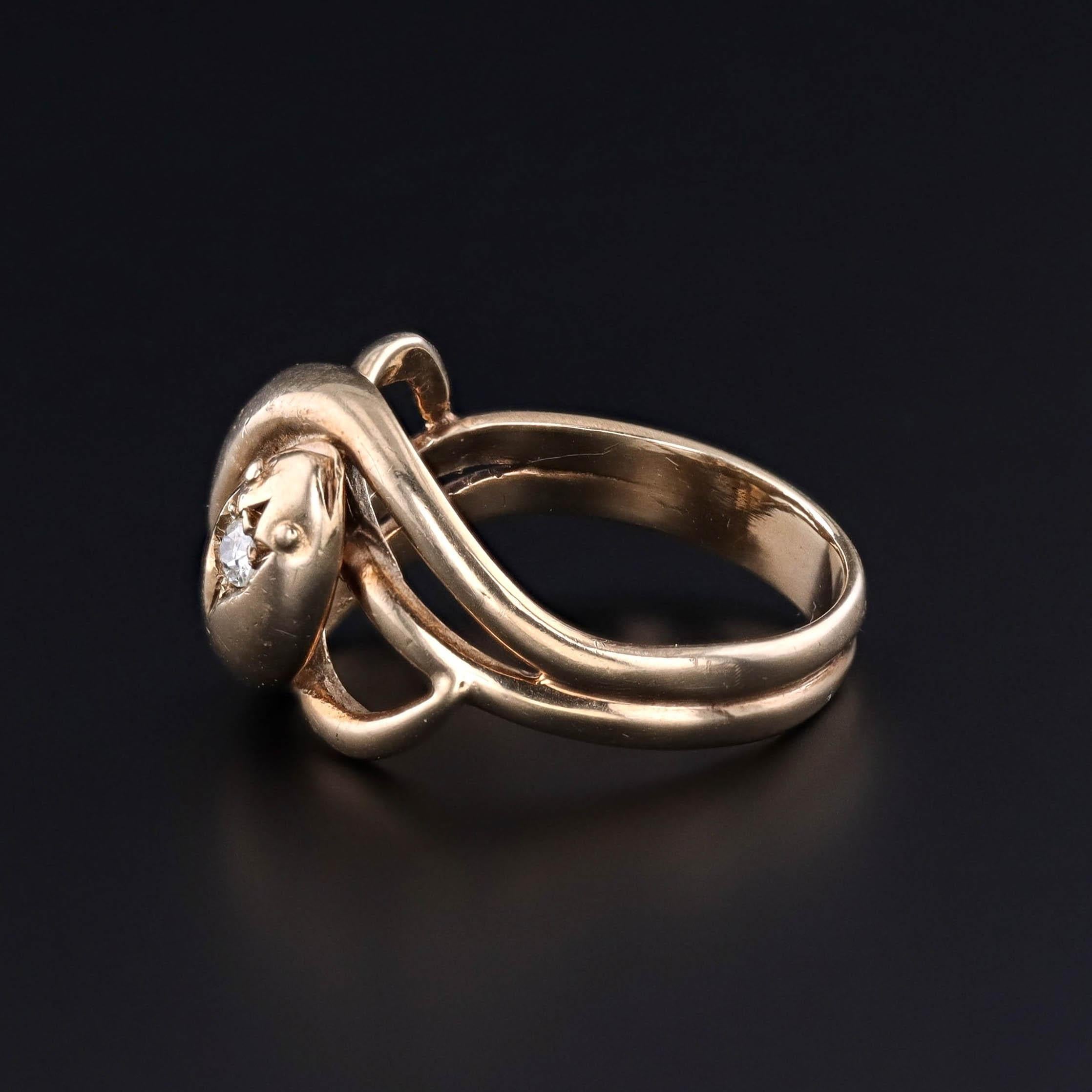 Victorian Vintage Entwined Snake Ring of 9ct Gold For Sale