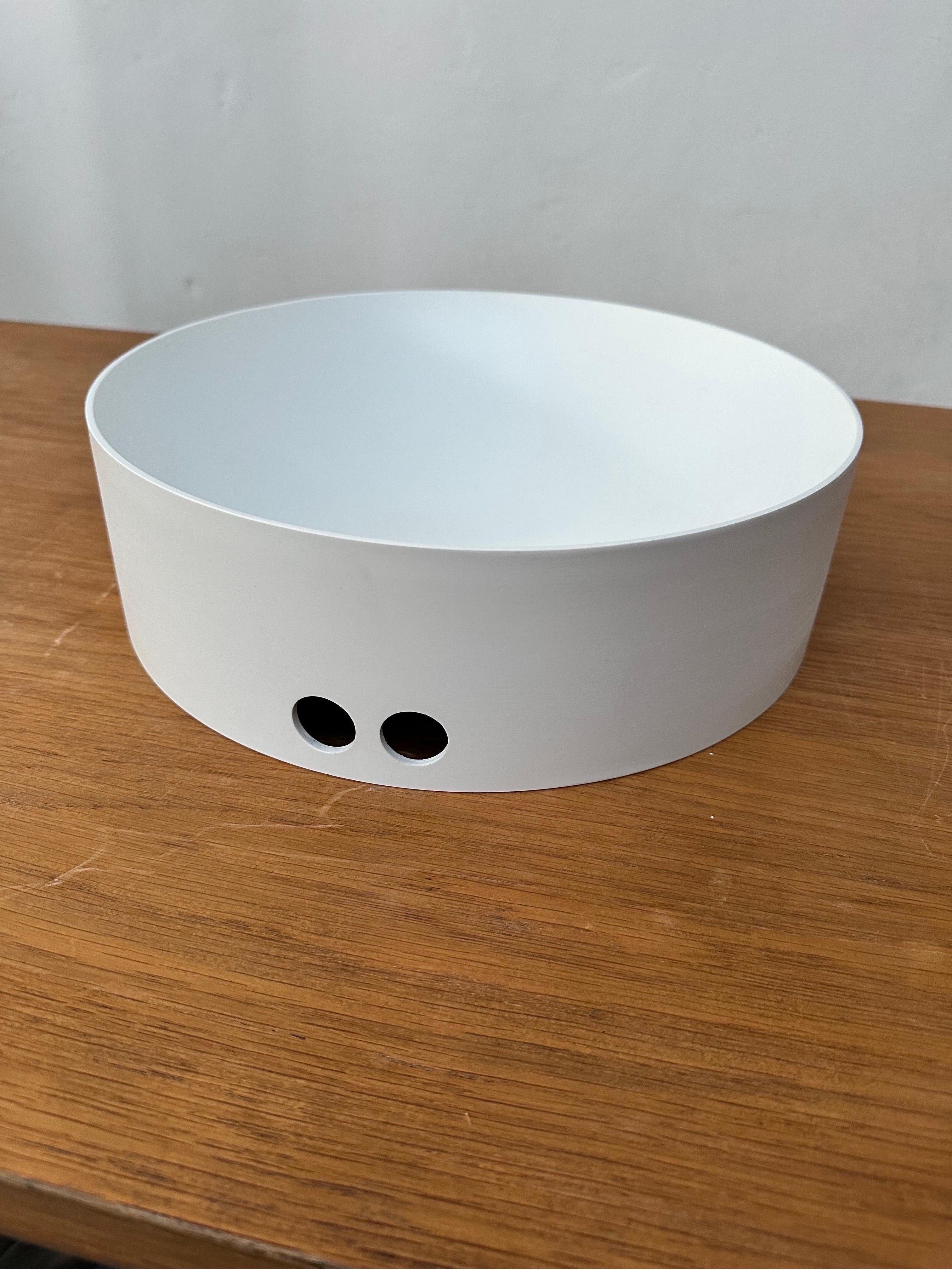 Italian Vintage Enzo Mari Fruit Bowl in White Fiberglass for Danese Milano, 1960s For Sale