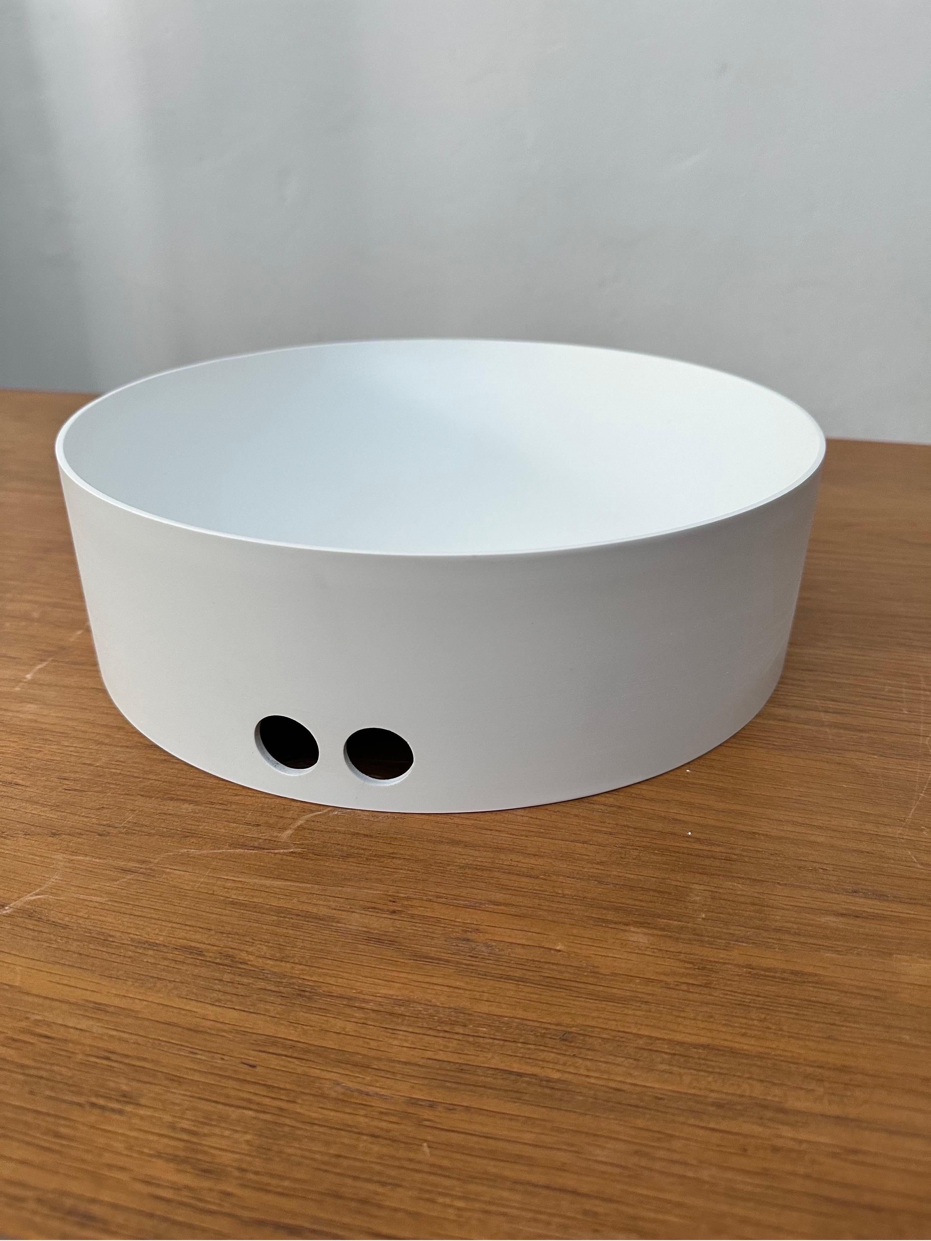 Plastic Vintage Enzo Mari Fruit Bowl in White Fiberglass for Danese Milano, 1960s For Sale