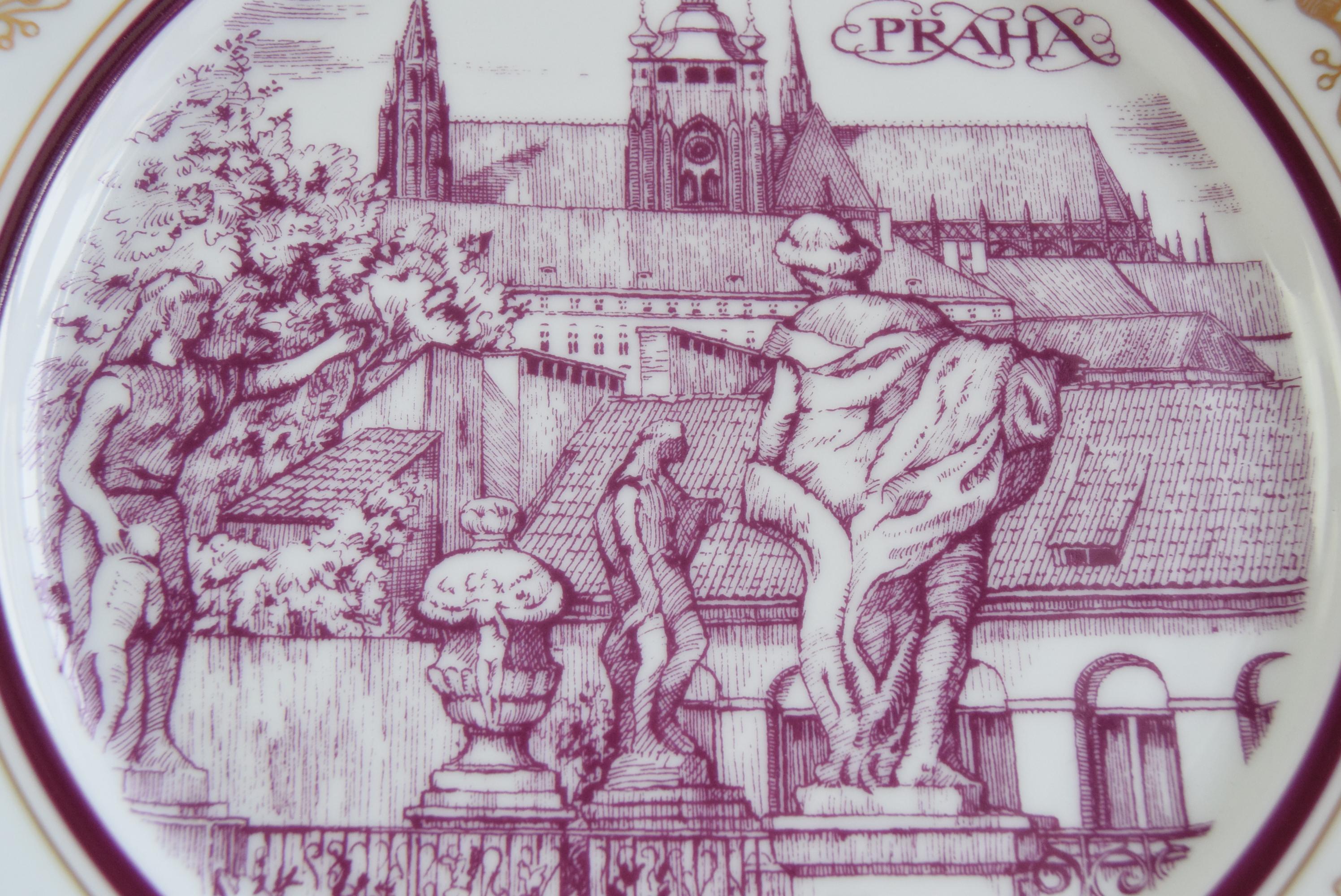 Vintage Epiag Orion Decorative Plate (Prague) motif In Good Condition For Sale In Praha, CZ