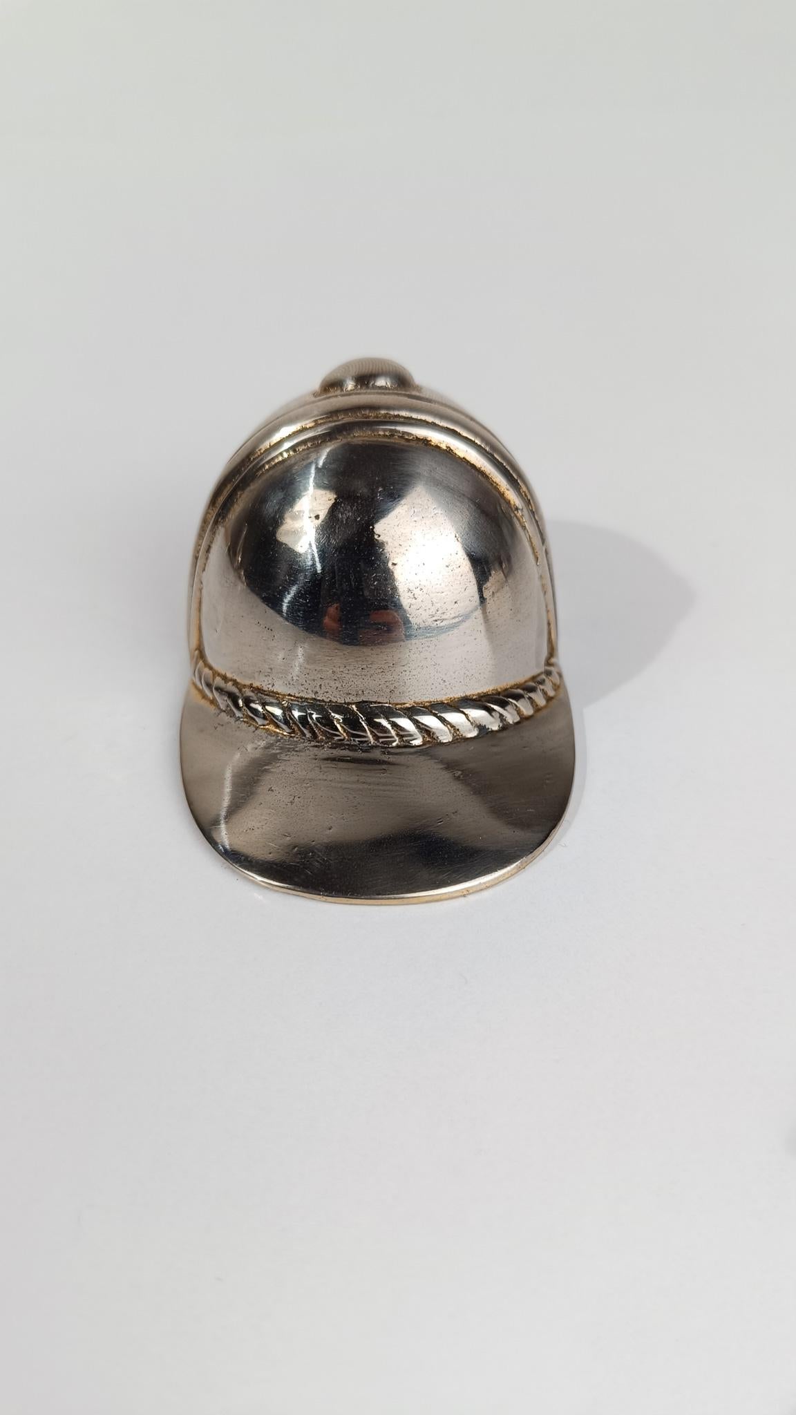 Vintage Reiten Helm Flaschenöffner in versilbert Messing Metall 70er Jahre im Angebot 1