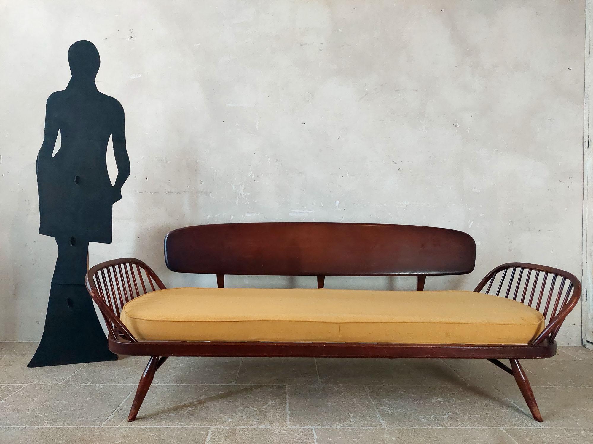 Vintage Ercol Daybed Studio Sofa (Moderne der Mitte des Jahrhunderts) im Angebot