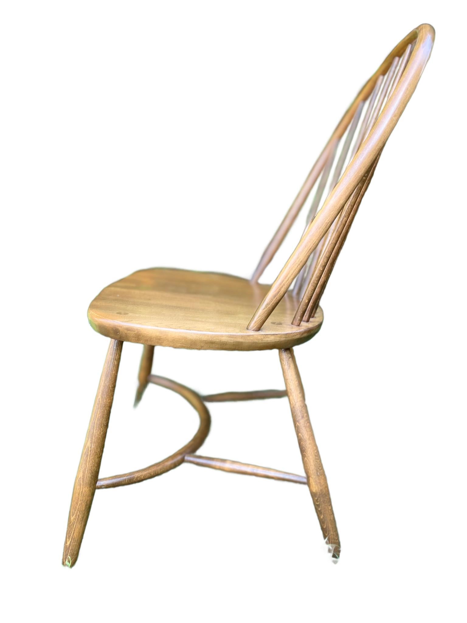 Vintage Ercol Dining Table and Four Rare Model 909 Latimer Steam-Bent Chairs (c. im Angebot 3