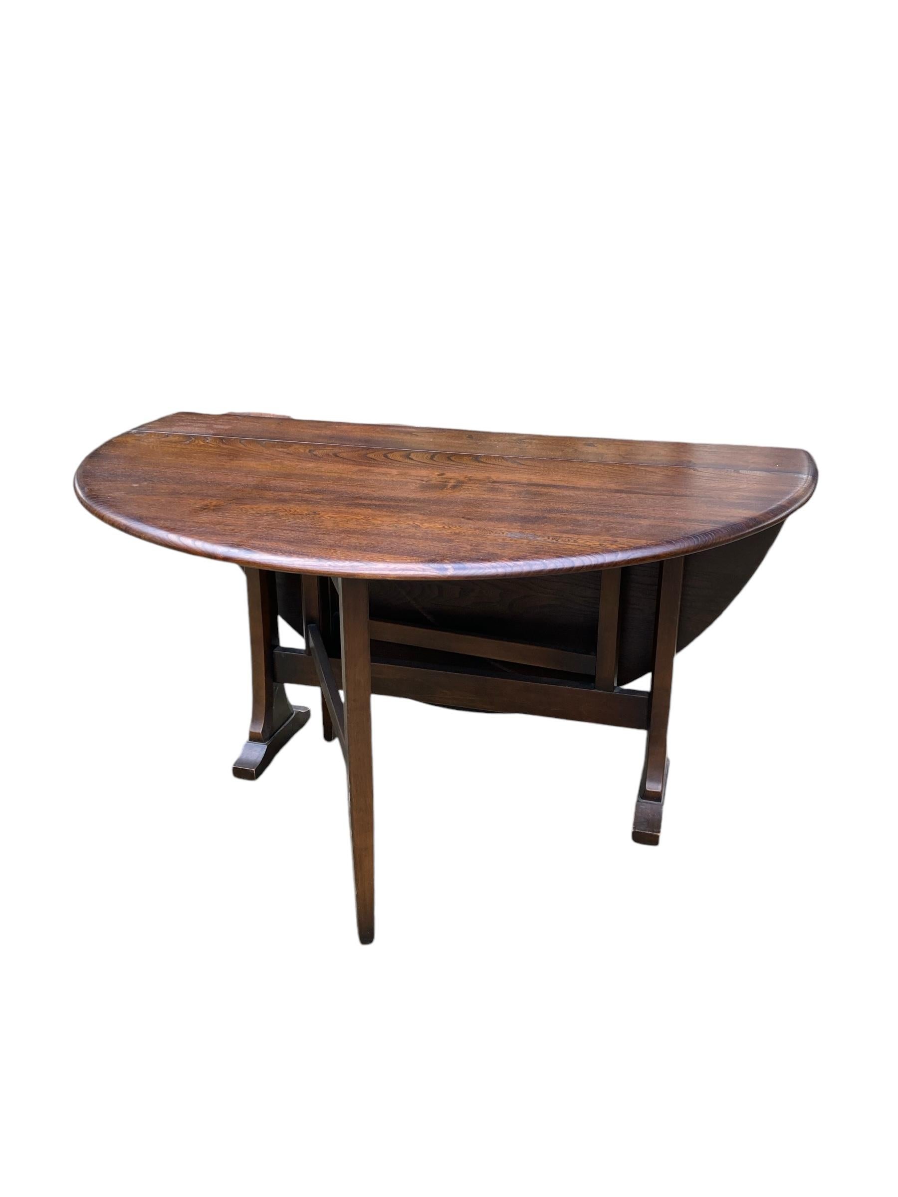 Vintage Ercol Folding Gate leg drop leaf Dining table en vente 2