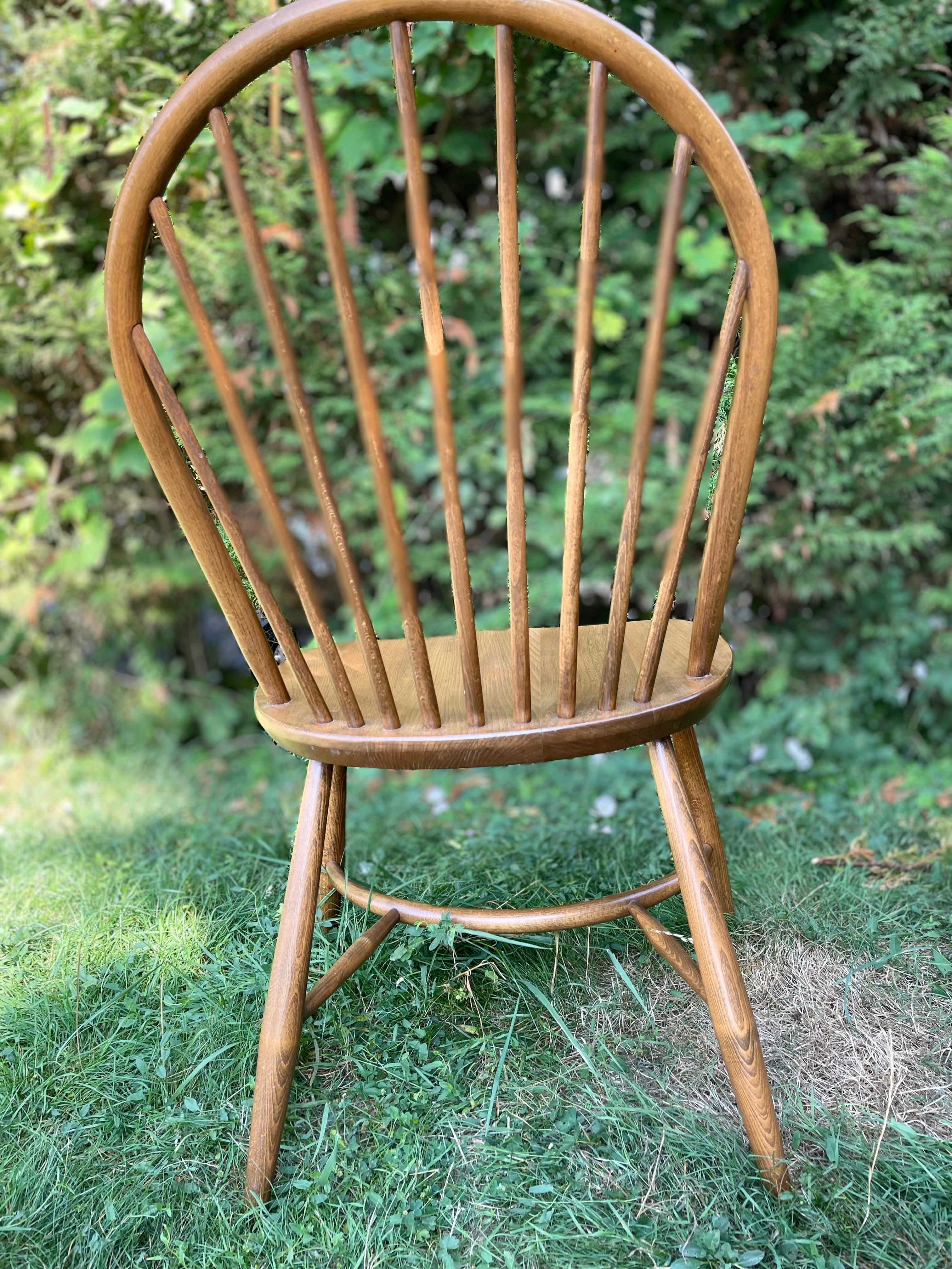 Vintage Ercol Latimer Steam Bent Chairs Modello 909 (C.1970) Set di Quattro Rare in vendita 3