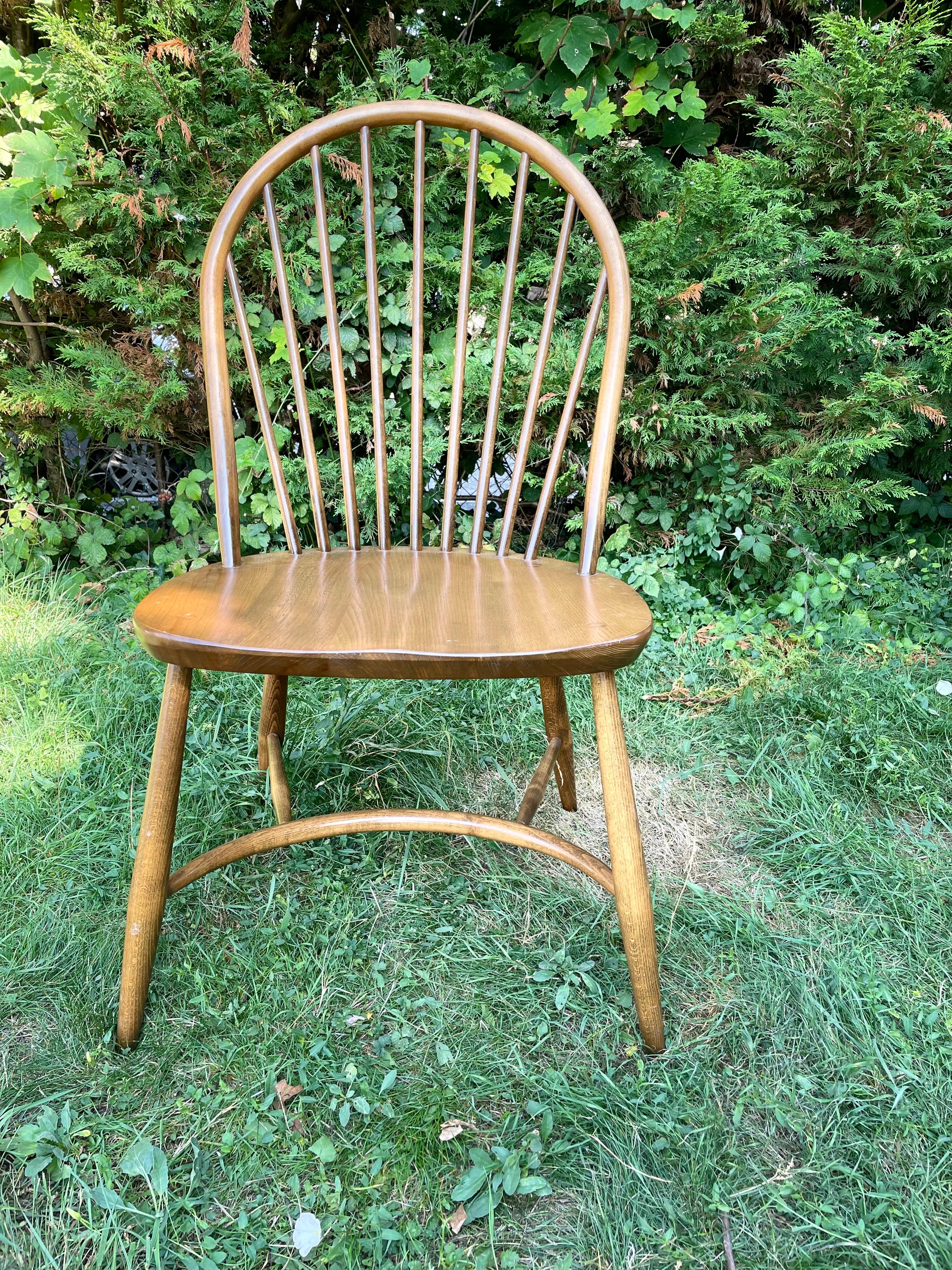 Vintage Ercol Latimer Steam Bent Chairs Modello 909 (C.1970) Set di Quattro Rare in vendita 10