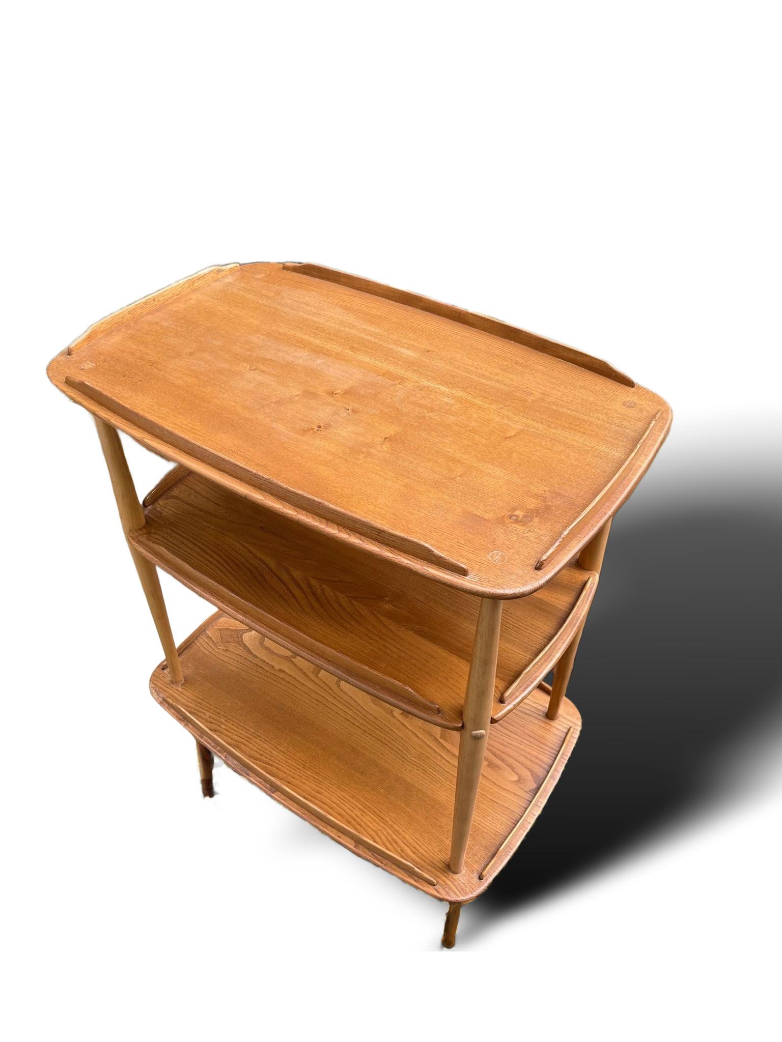 Chariot vintage Ercol Windsor à trois niveaux en vente 2