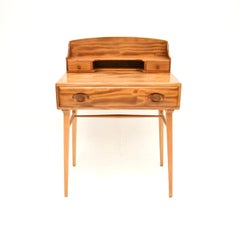 Escritorio Ercol Vintage en olmo macizo