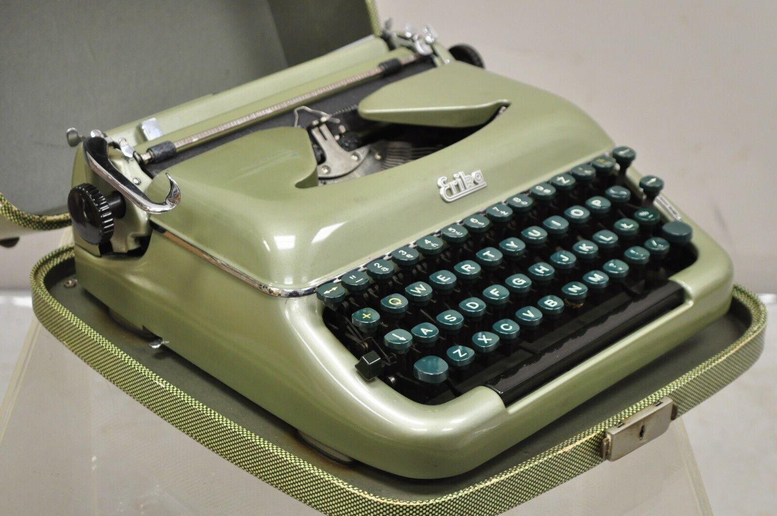 Vintage Erika Model 10 Germany Pearl Green Manual Portable Typewriter in Case 3