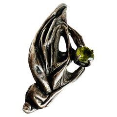 Modernistische Vintage-Brosche/Anstecknadel aus Sterlingsilber mit grünem Peridot