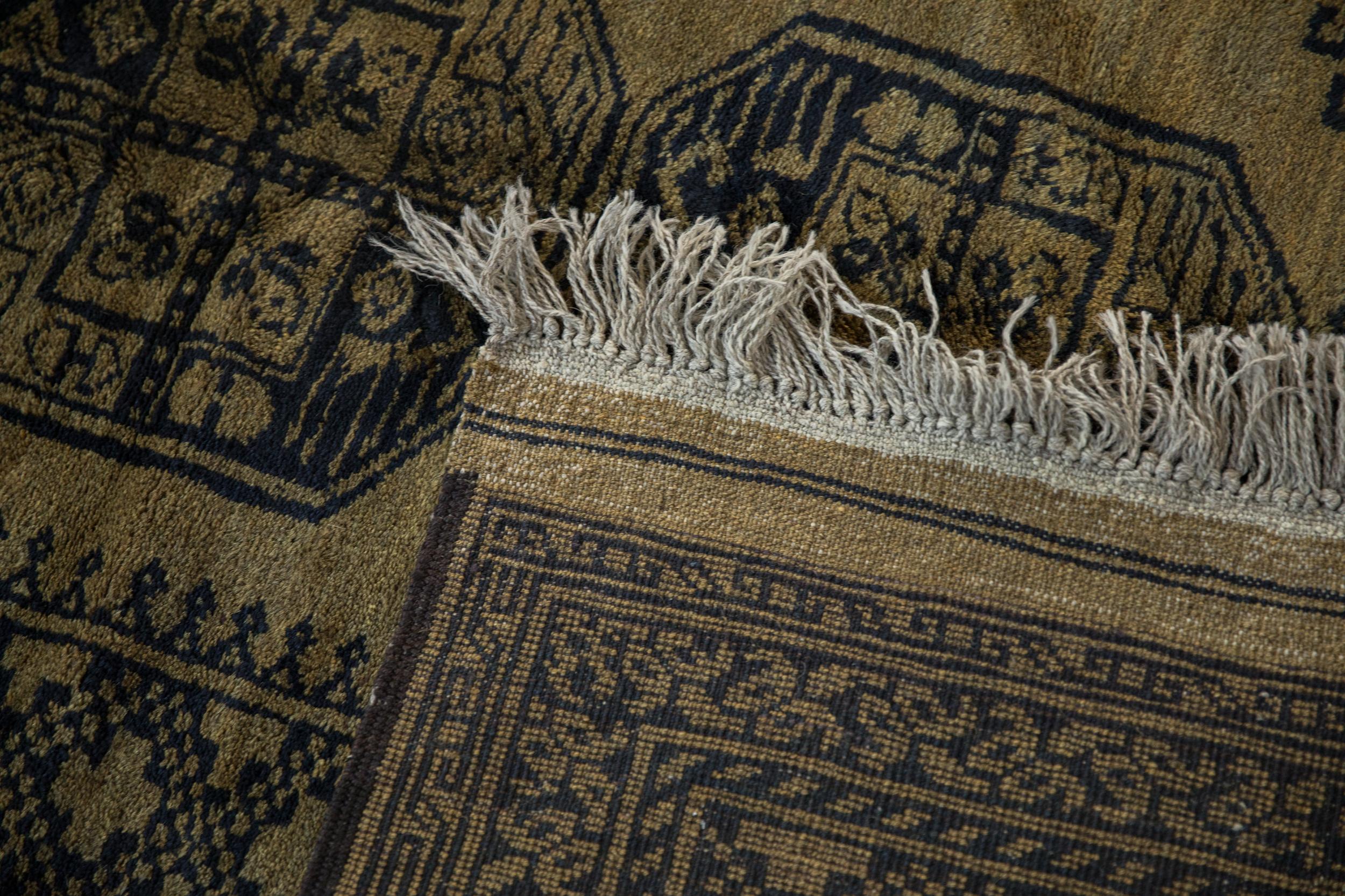 Vintage Ersari Carpet  For Sale 2