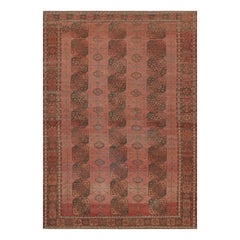 Tapis Ersari rouge avec médaillons géométriques, de Rug & Kilim