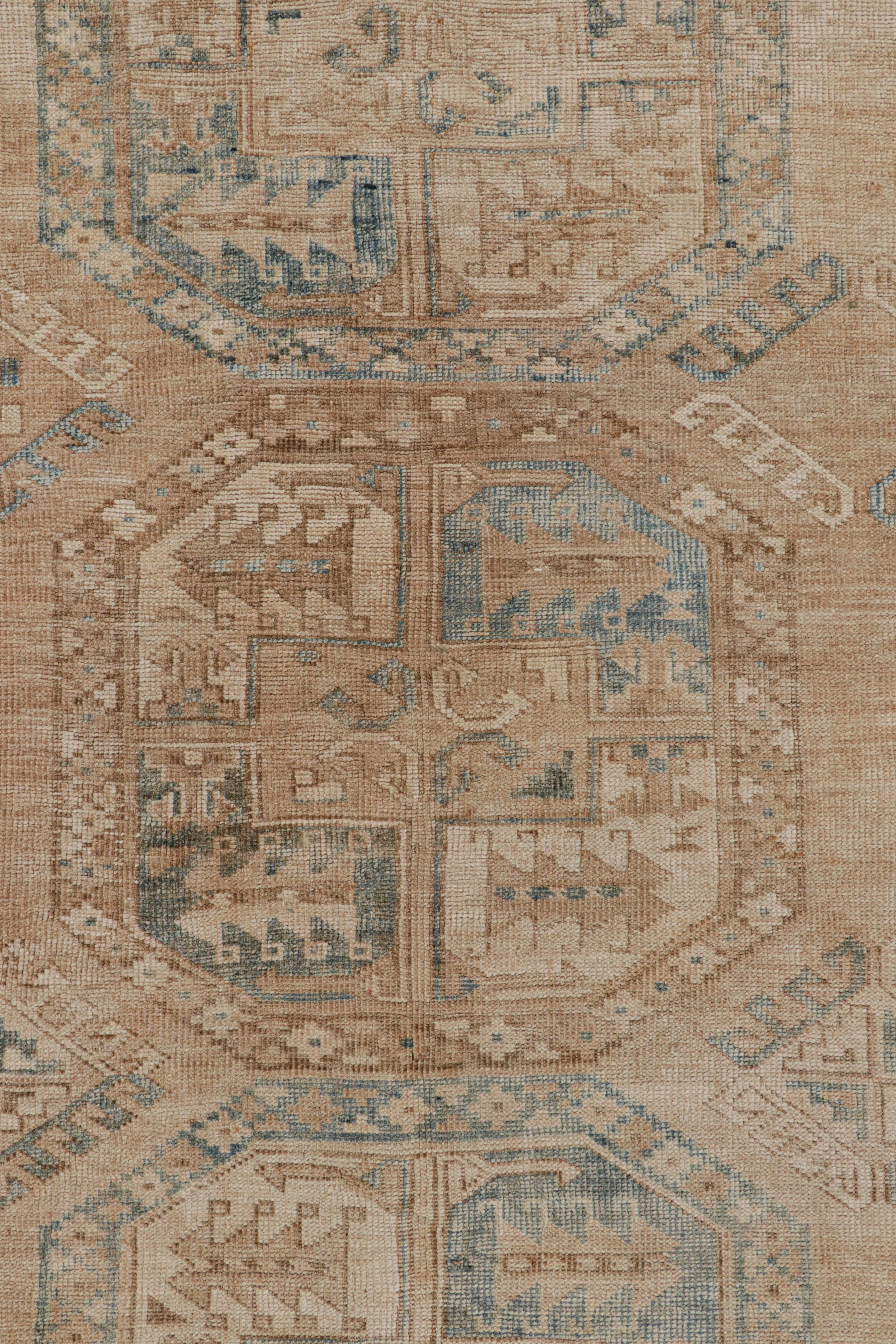 Alter Ersari-Teppich mit beige-braunen geometrischen Medaillons, von Rug & Kilim (Türkisch) im Angebot