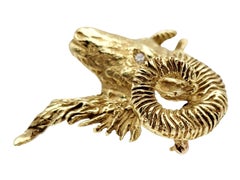 Vintage Erwin Pearl Ram's Head Brooch Pendant with Diamond Eyes in 18 Karat Gold