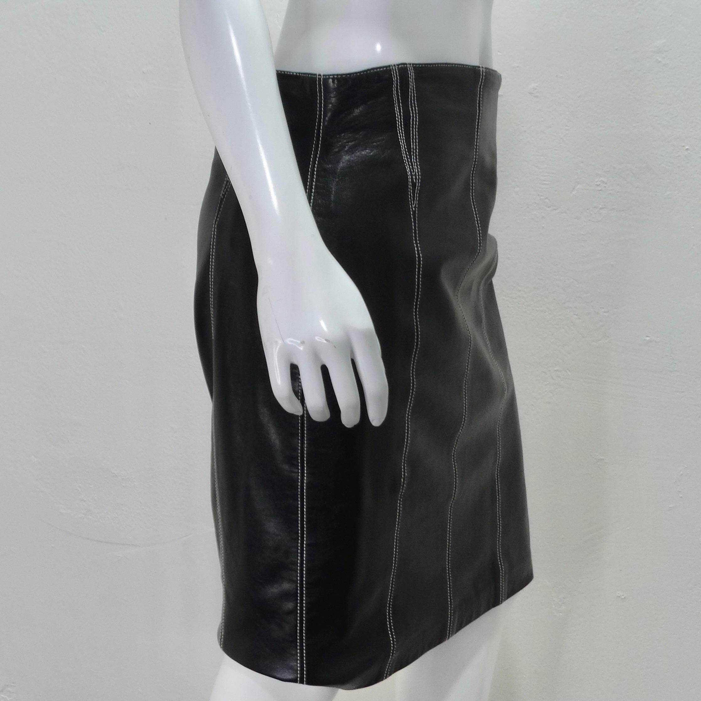 Vintage Escada Black Leather Pencil Skirt In Good Condition For Sale In Scottsdale, AZ