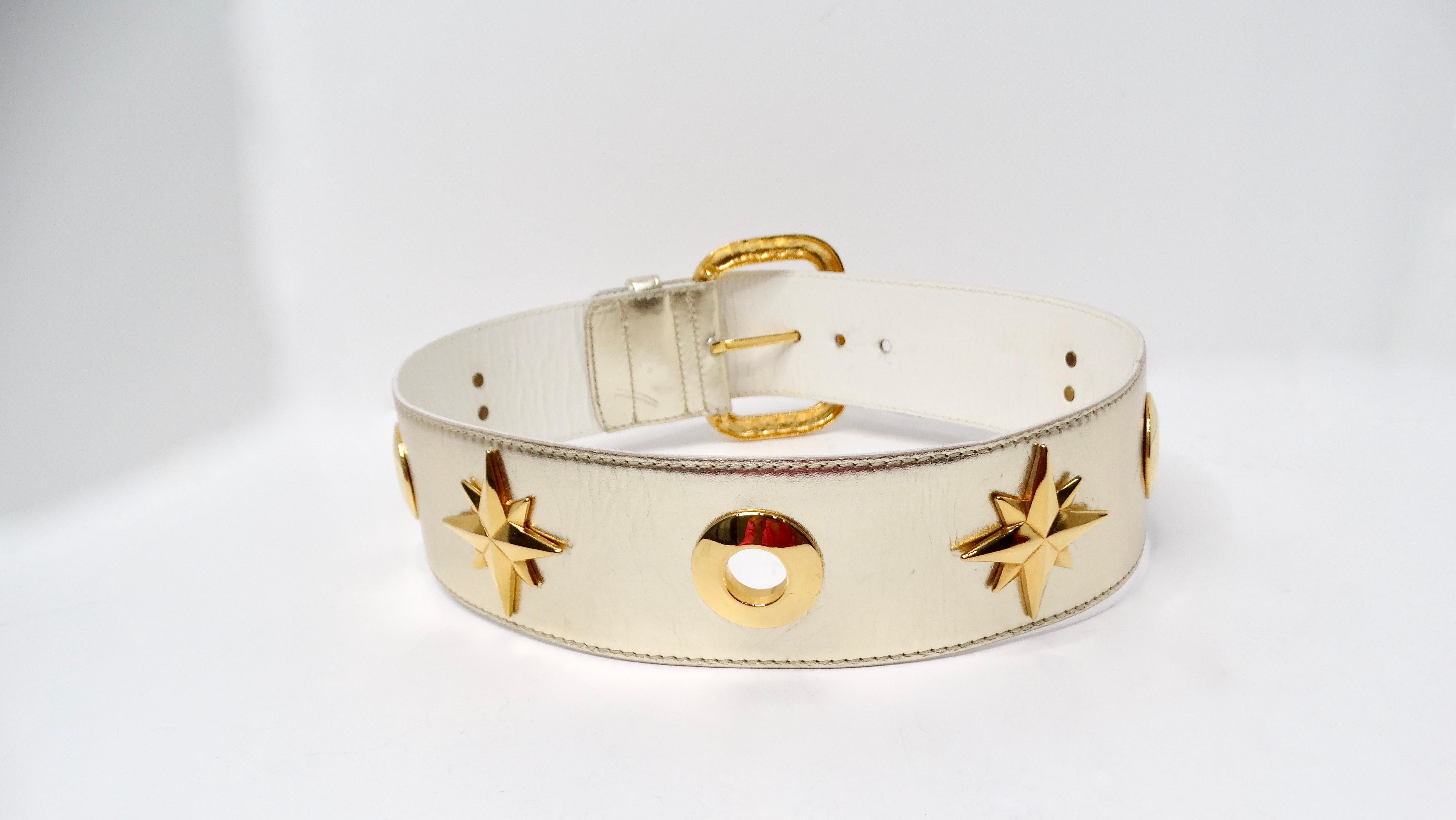 Ceinture vintage Escada Champagne métallique or avec breloque étoile en cuir Bon état - En vente à Scottsdale, AZ