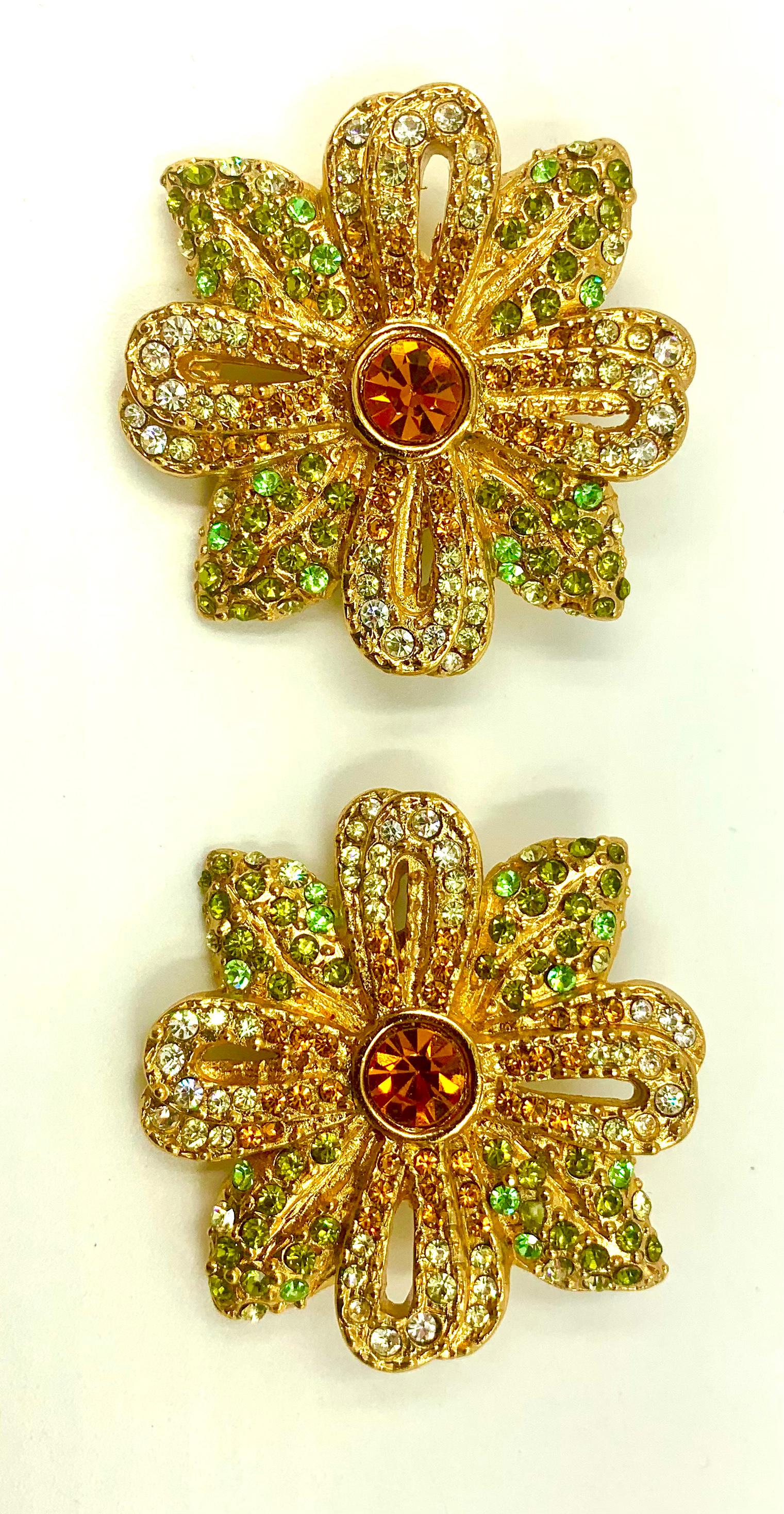 Vintage Escada Flower Earrings, 1980s In Good Condition For Sale In New York, NY