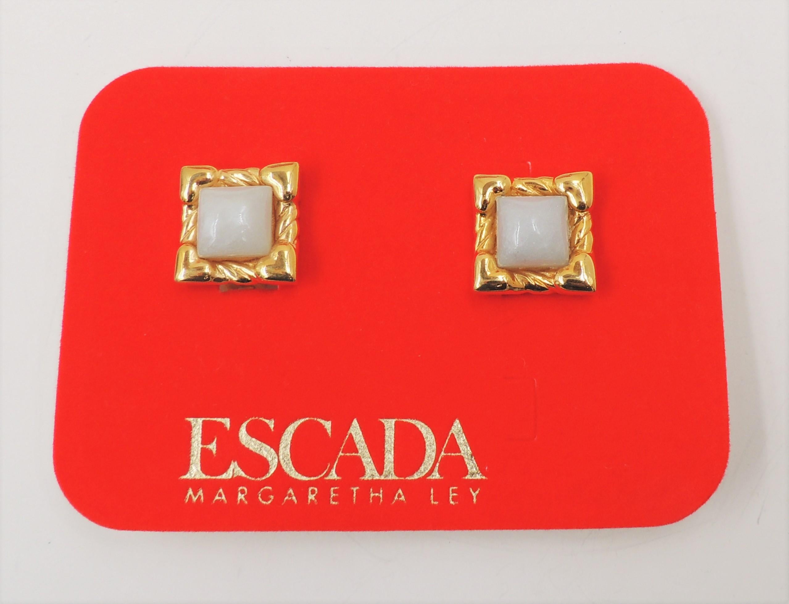 Vintage Escada Iridescent Sugarloaf Cabochon Rhinestone Clip Earrings For Sale 2