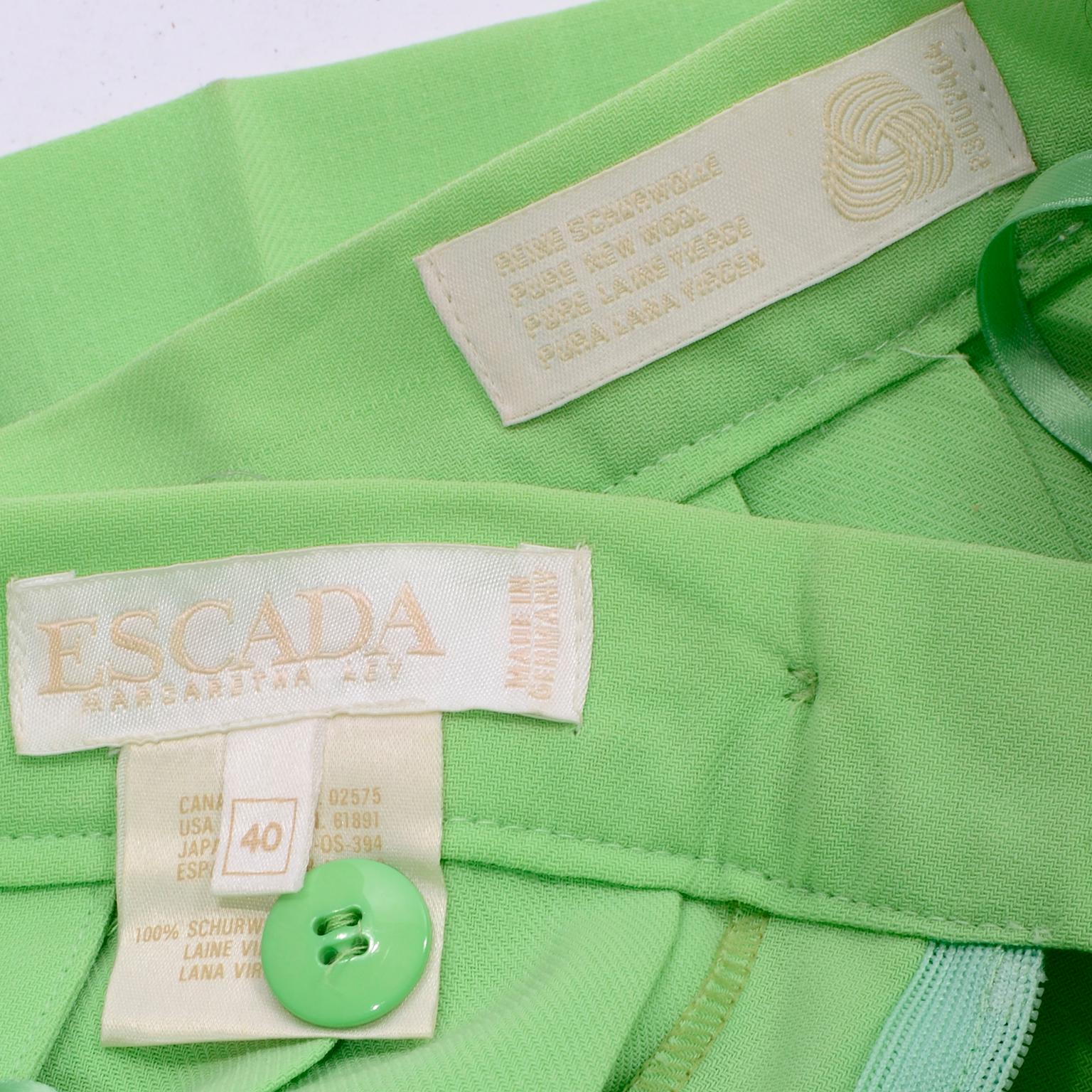Women's Vintage Escada Lime Green Lightweight Summer Wool Pleated Skirt  For Sale