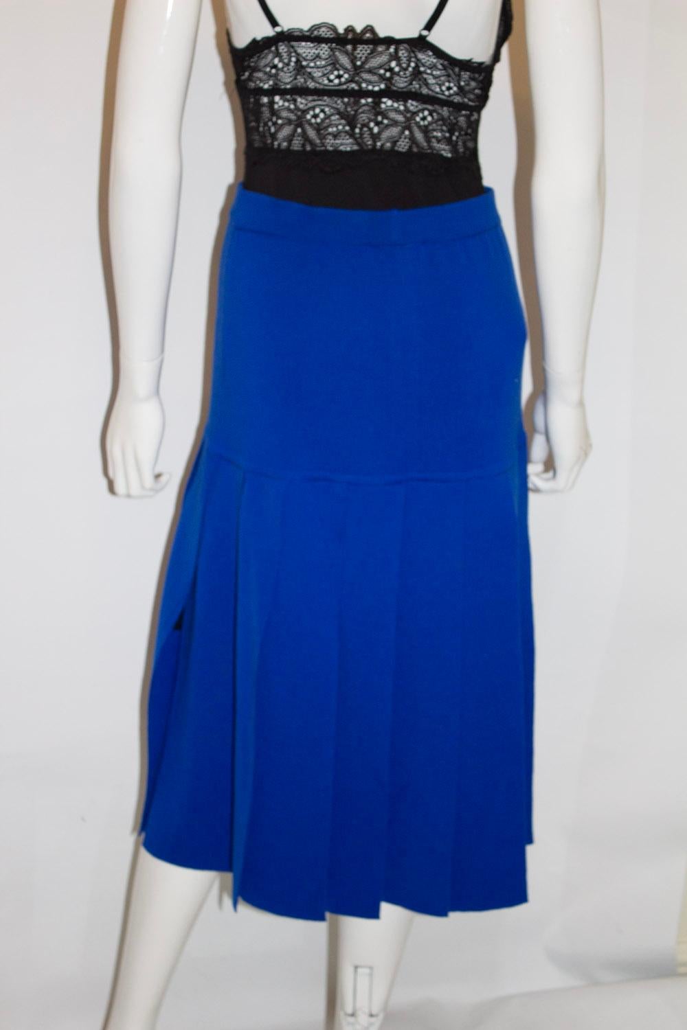 Vintage Escada Royal Blue Wool Skirt  With Panel detail In Good Condition For Sale In London, GB
