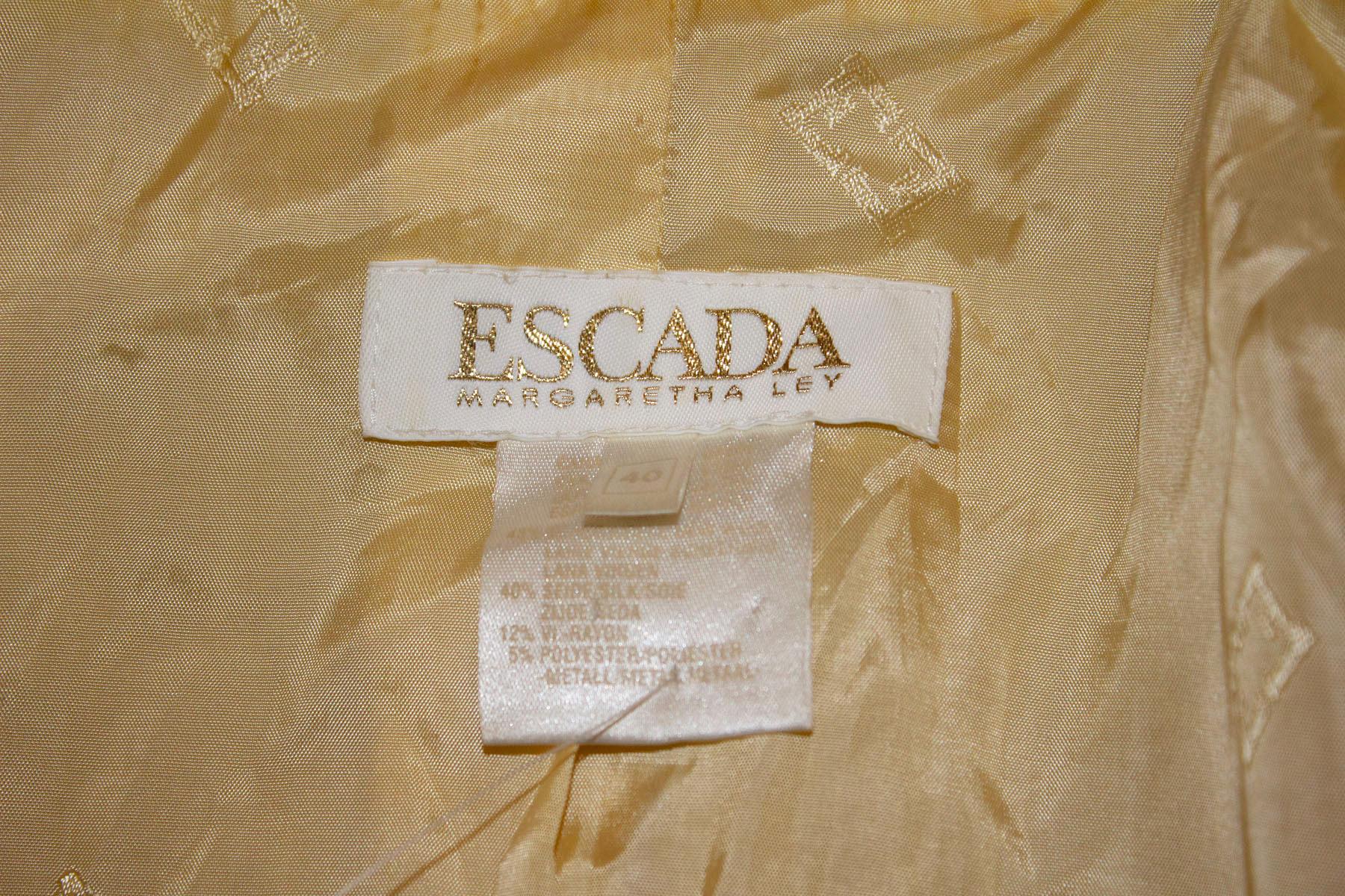 Vintage Escada Silk /Wool Mix Jacket For Sale 2