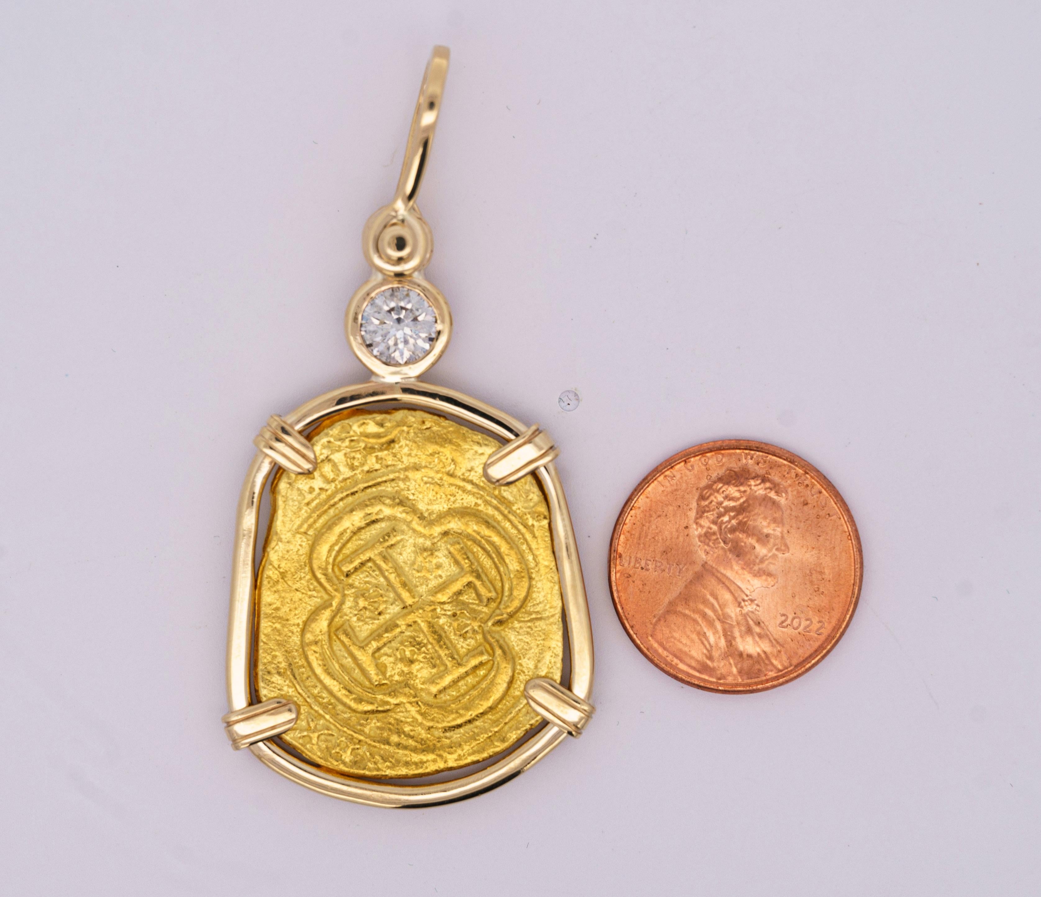 Vintage Escudo 14K Gold Pendant Necklace. 

Originating from the Spanish-American 16th century historical currency, this imitation of the escudo 