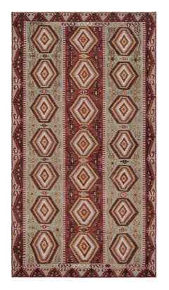 Alfombra vintage Esme de lana verde-azul y acentos en tonos vibrantes y tierra by Rug & Kilim