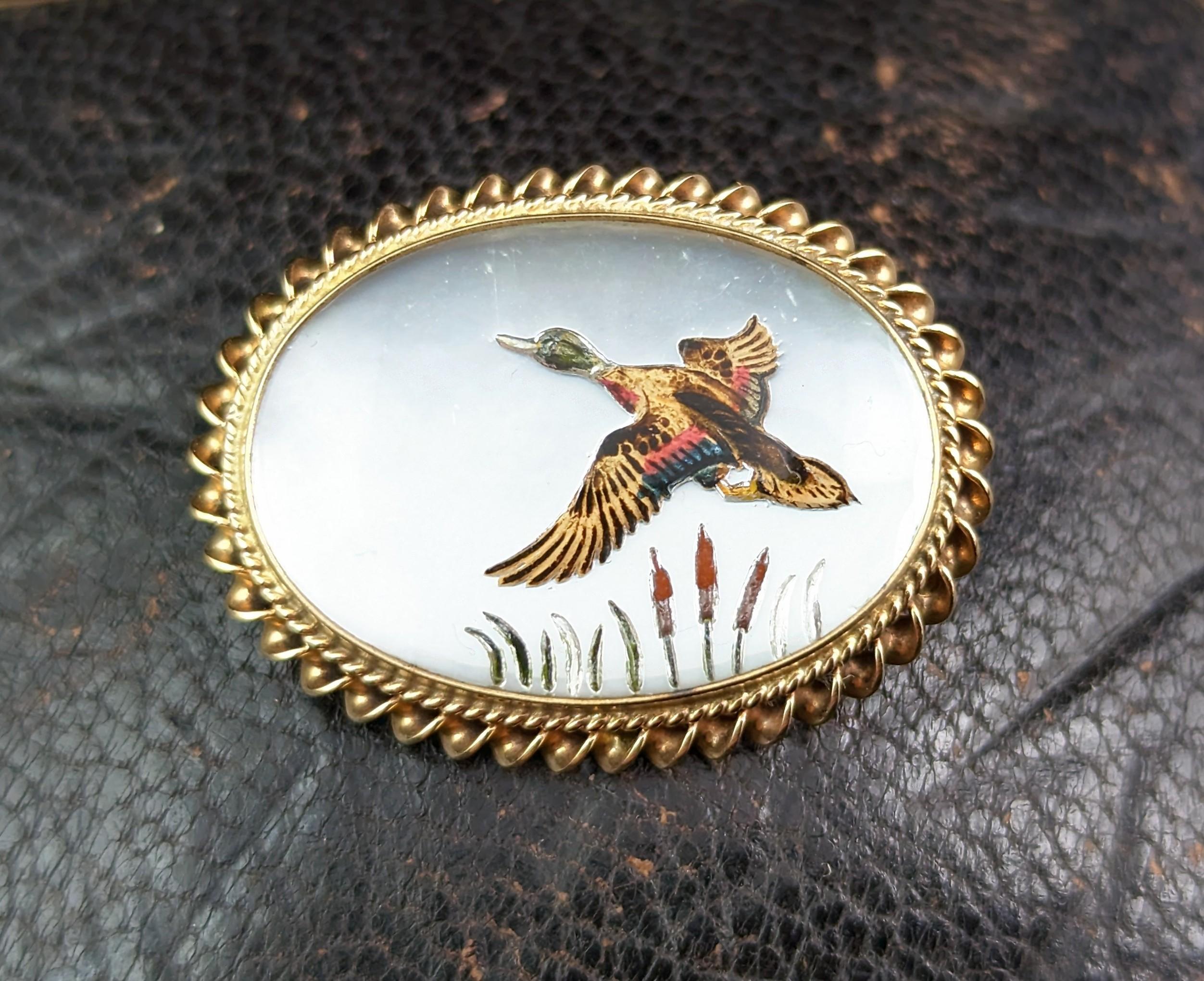 Vintage Essex Crystal Flying Duck Brooch, 9Karat Gold  For Sale 1