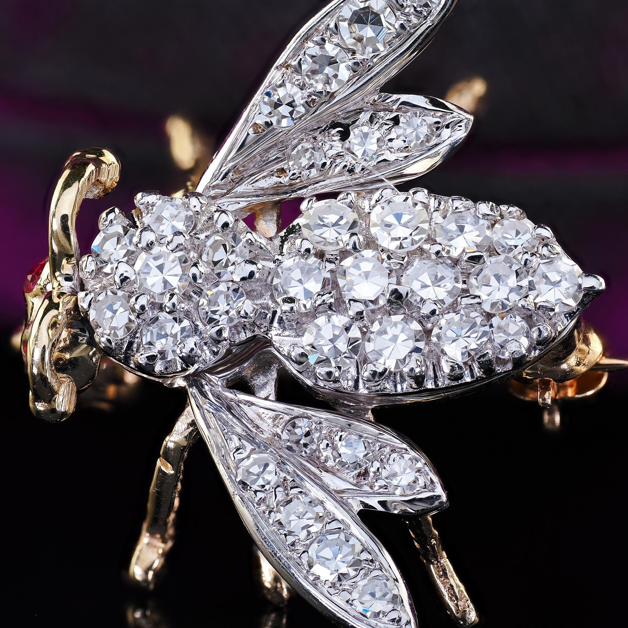 Broche de abeja de oro de 14 quilates en dos tonos con un diamante en talla única en venta 1