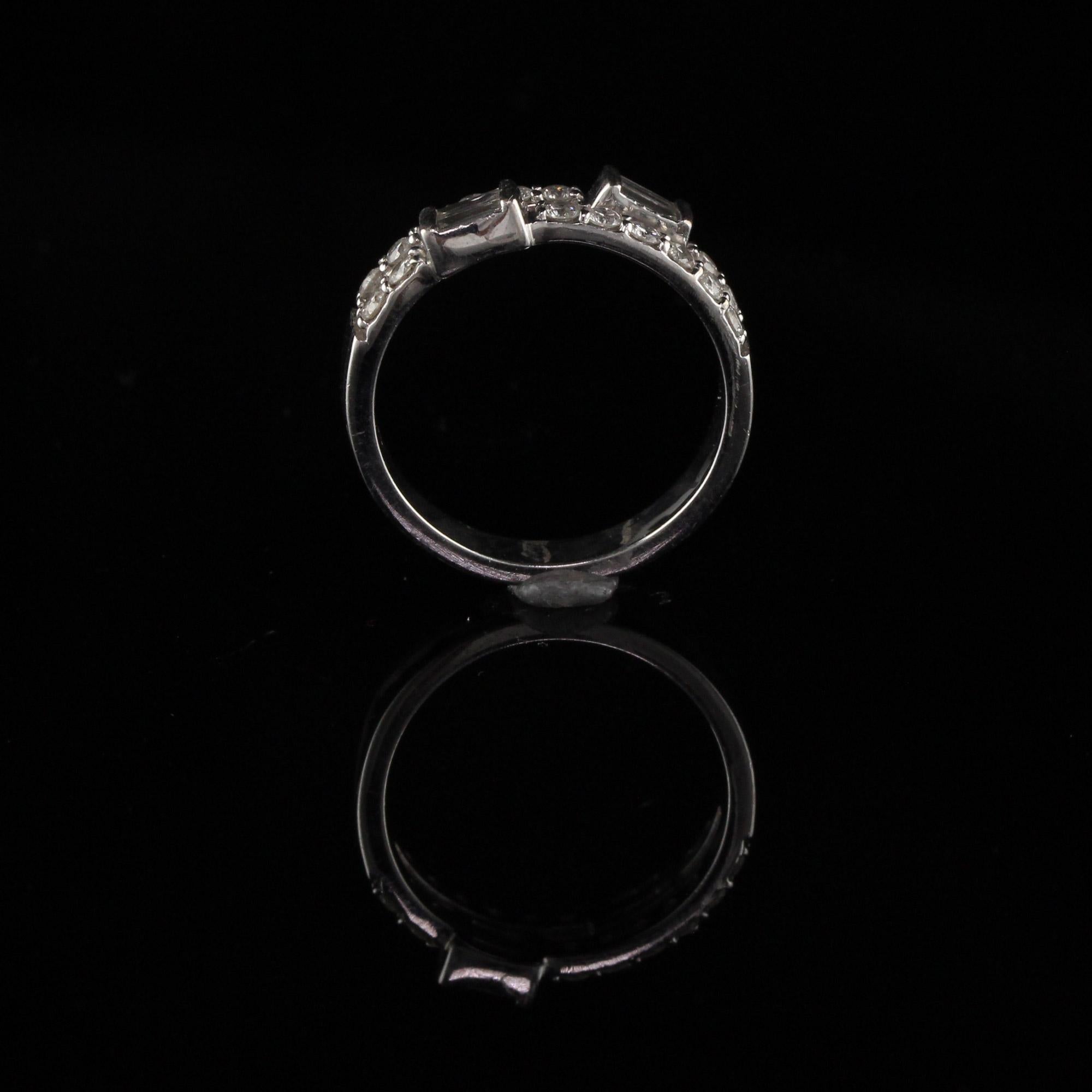 Women's or Men's Vintage Estate 14 Karat White Gold Diamond Ring For Sale