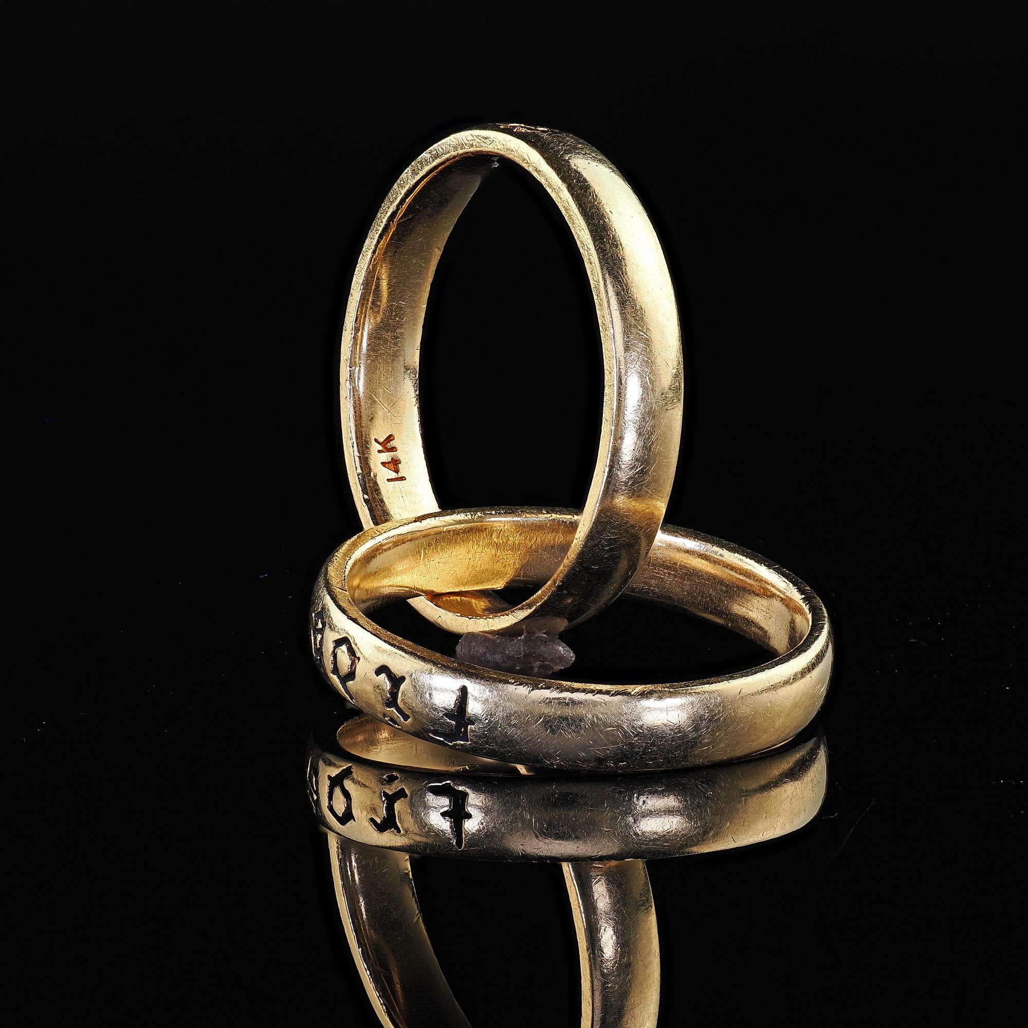 Vintage Estate 14K Yellow Gold Amore Fide Intertwined Band Rolling Ring 2