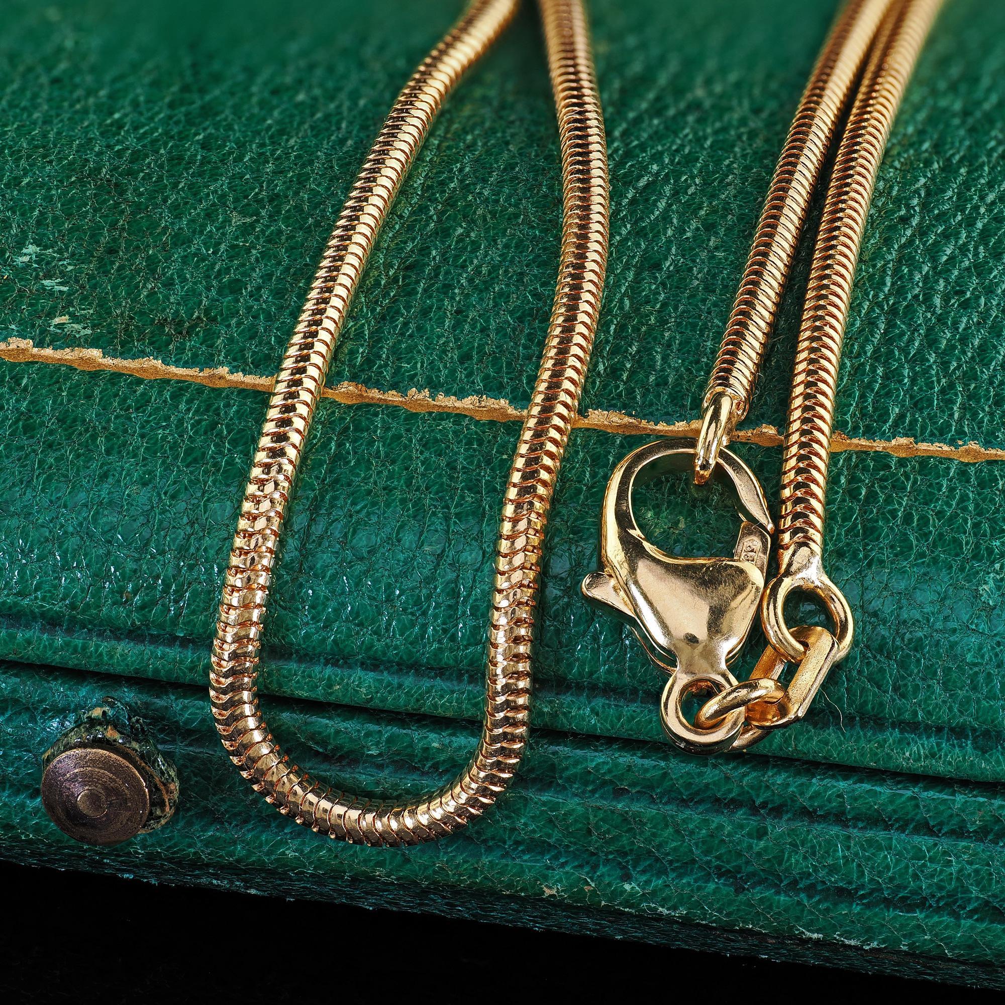 Collana con catena a serpente in oro giallo 14 carati - 19,5 pollici In condizioni buone in vendita a Great Neck, NY