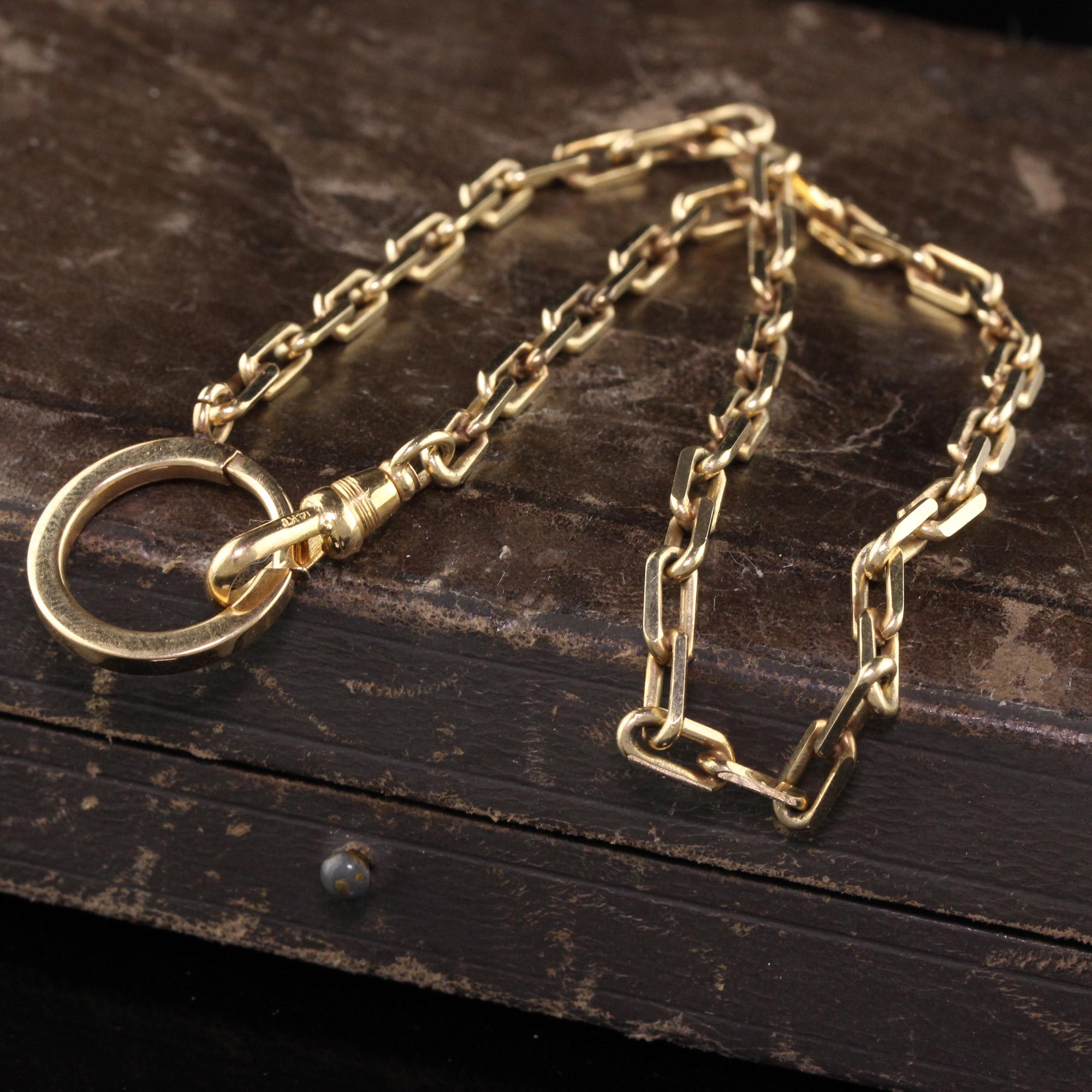 Beautiful Vintage Estate 14K Yellow Gold Link Chain / Watch Fob. This beautiful vintage chain watch fob is crafted in 14K yellow gold and can be used to hang charms or pendants from. It is 13 inches long and in great condition.

Item #N0074

Metal: