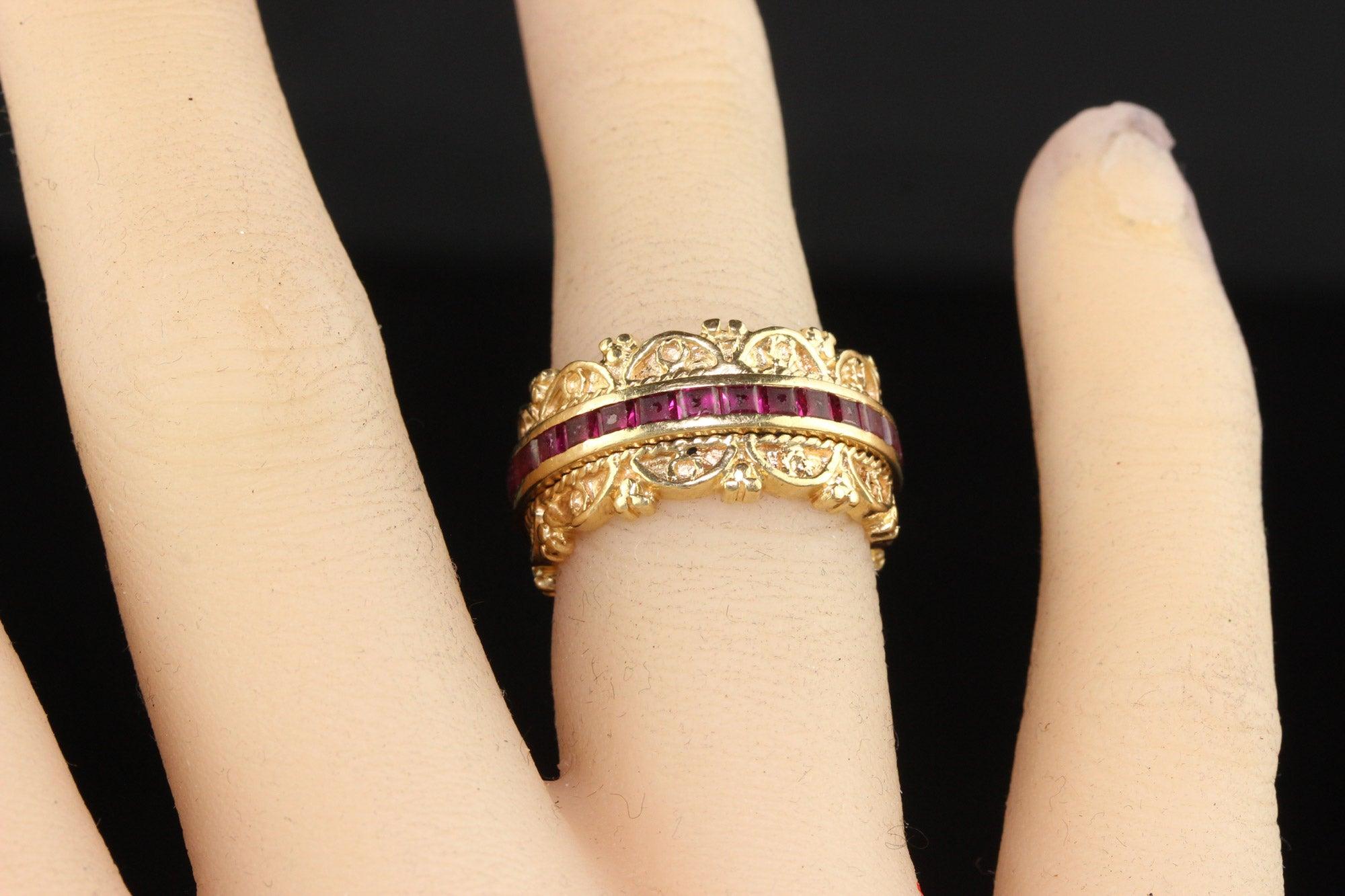 Estate 14K Gelbgold Quadratischer Schliff Rubin Breite Eternity-Ring - Größe 6 1/4 Damen im Angebot
