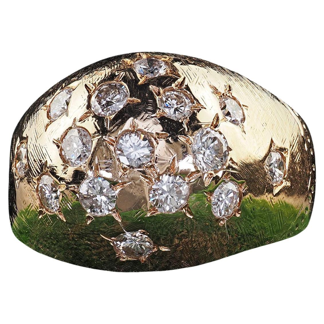 Vintage Estate Bague de Cocktail en or jaune 14K sertie d
étoiles et de diamants Transitional Bombe