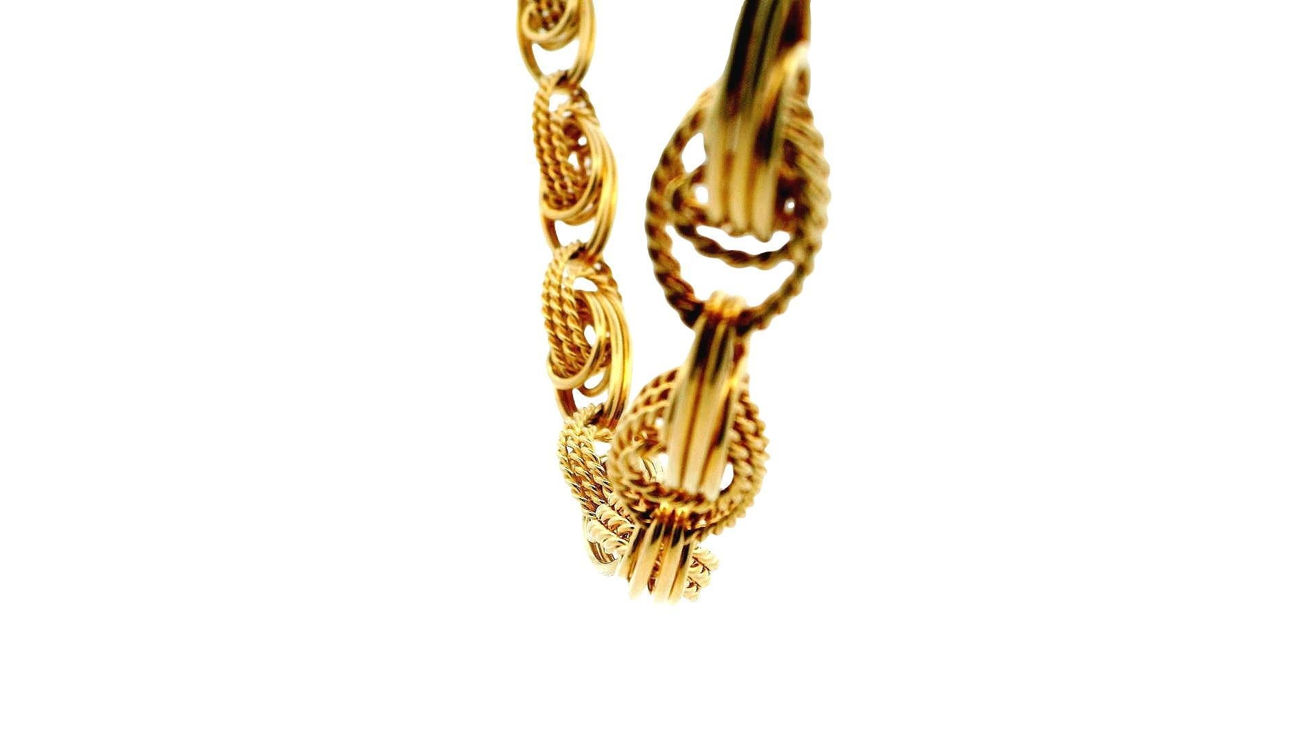 Breite gedrehte Vintage-Gliederhalskette aus 14 Karat Gelbgold mit Nachlass - 26 Zoll im Zustand „Hervorragend“ im Angebot in Great Neck Plaza, NY