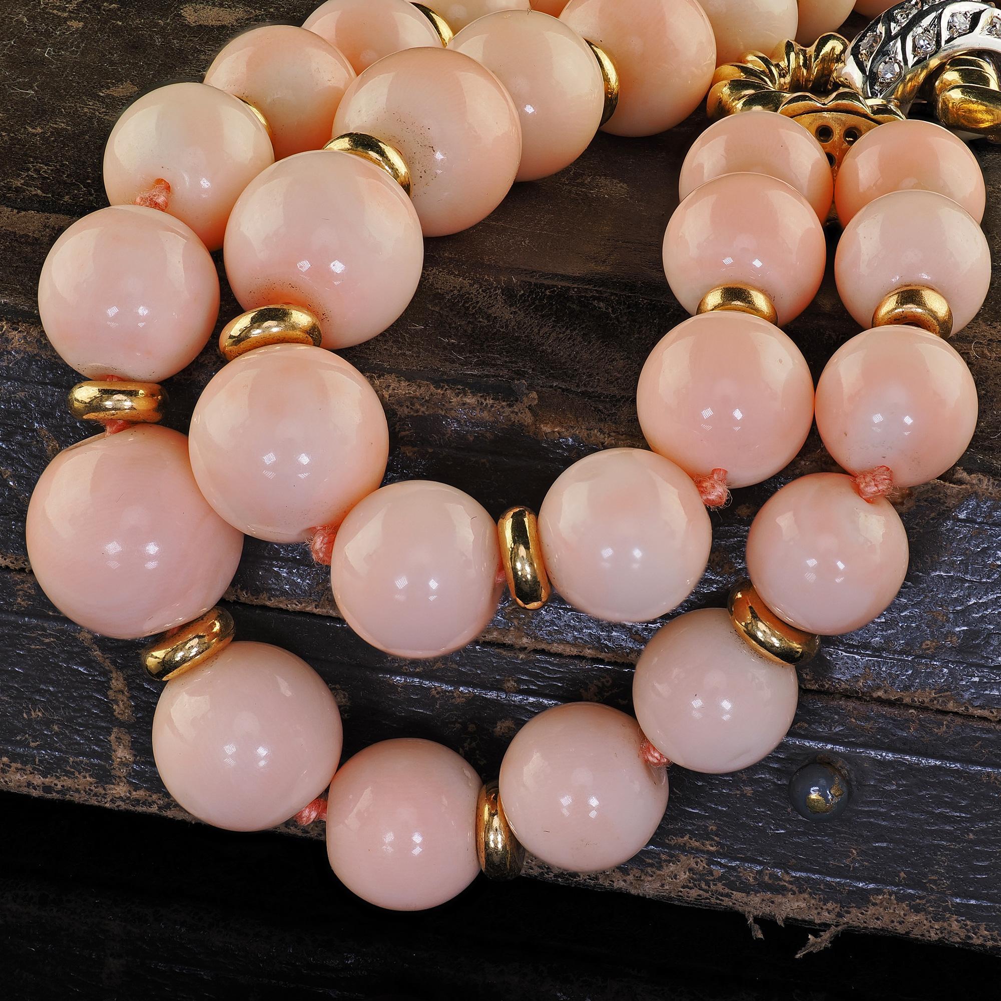 Round Cut Vintage Estate 18K Two Tone Gold Diamond Angel Skin Coral Double Strand Necklace For Sale