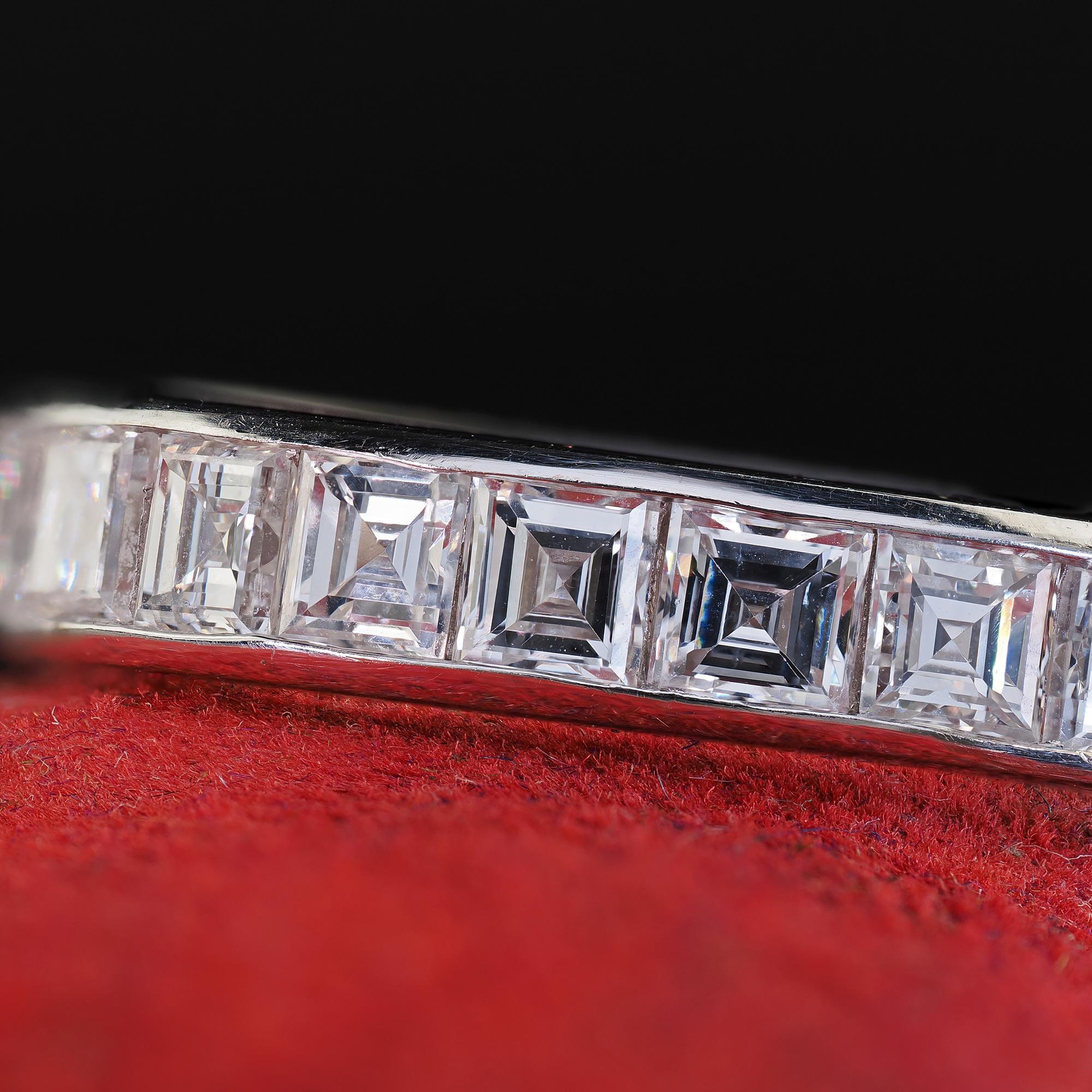 Vintage Estate 18K White Gold Carre Cut Diamond Half Wedding Band - Size 7 3/4 For Sale 1